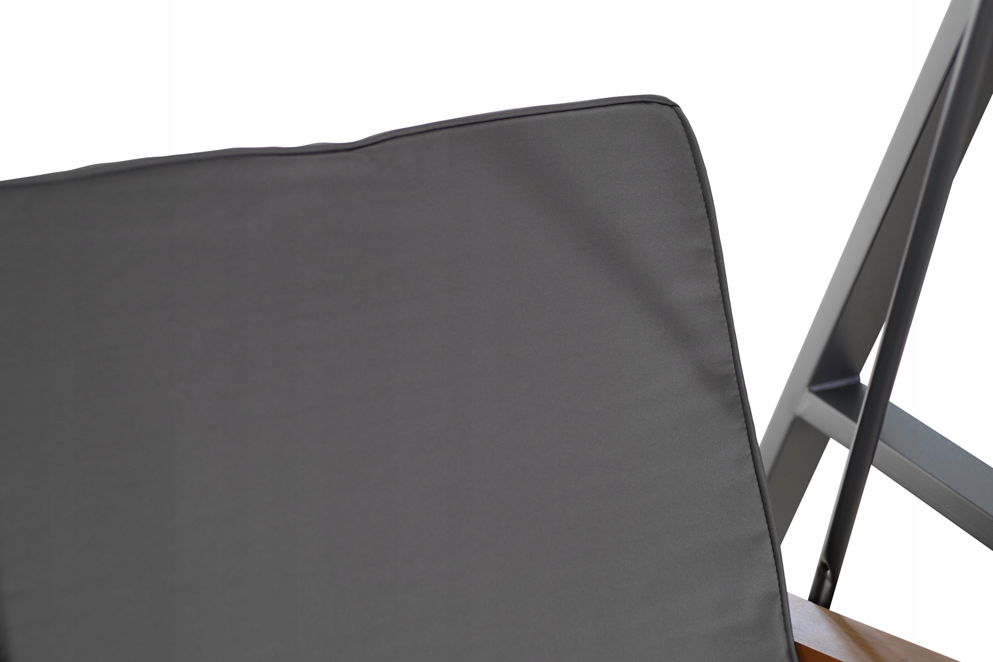 HUŚTAWKA OGRODOWA LUX linia PREMIUM BUJANA Z DASZKIEM Kod producenta Lux