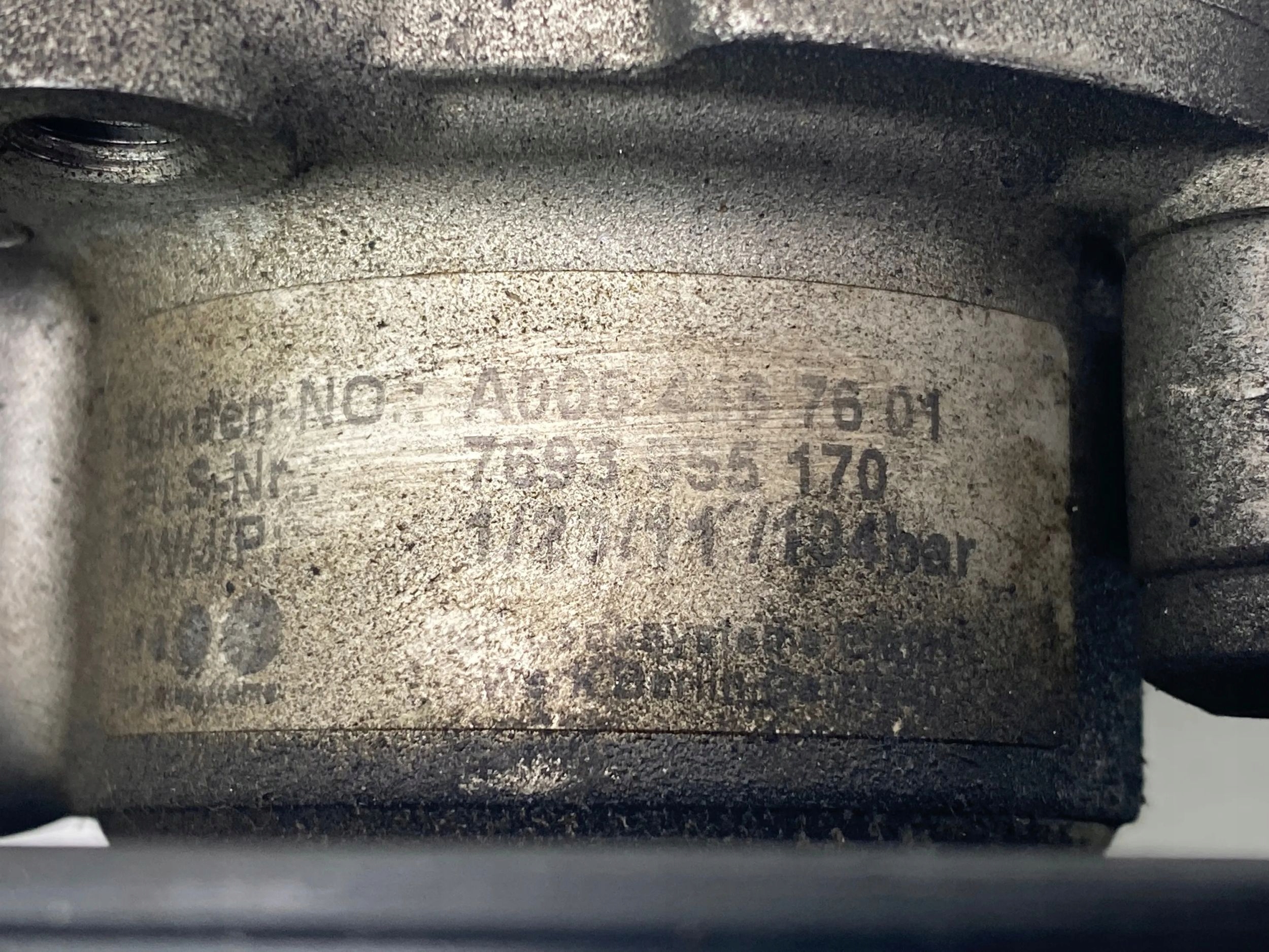 Mercedes E 200 CGI 250 W212 1,8 CGI servo pump A0064667601