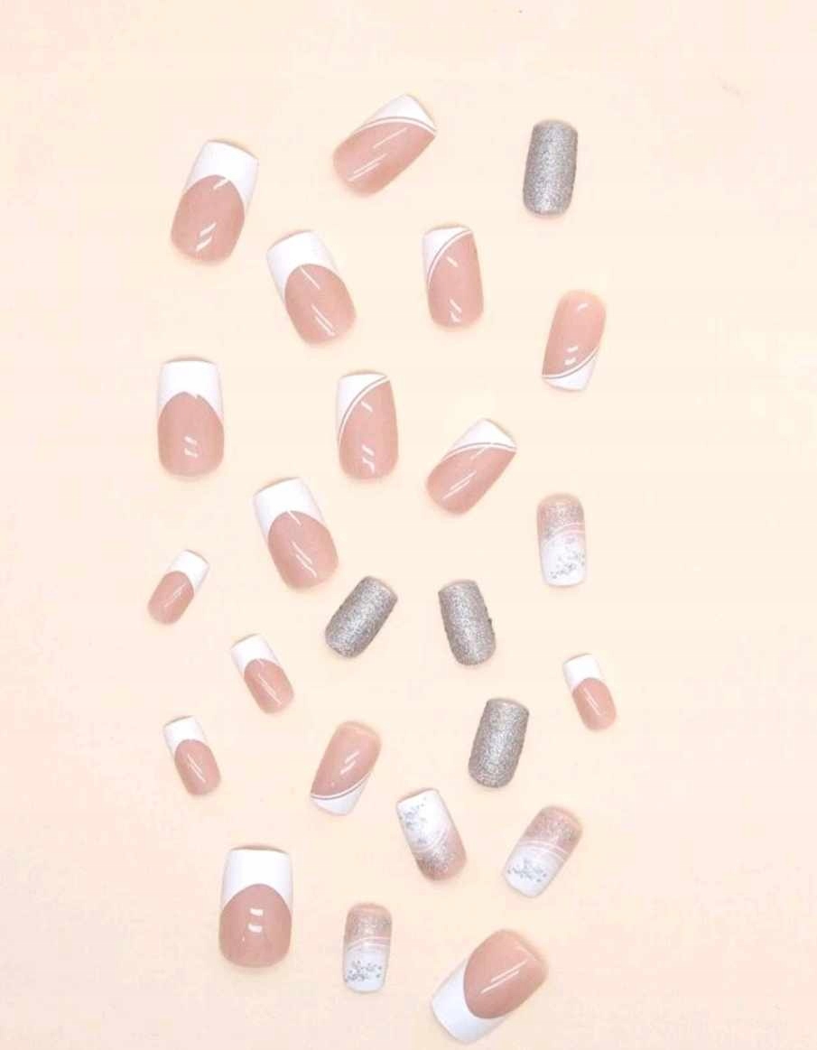 Paznokcie PRESS ON NAILS TIPSY 24 french brokat holo Marka bez marki