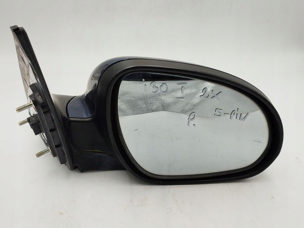Hyundai i30 and 1 mirror right el. 5 PIN 2X