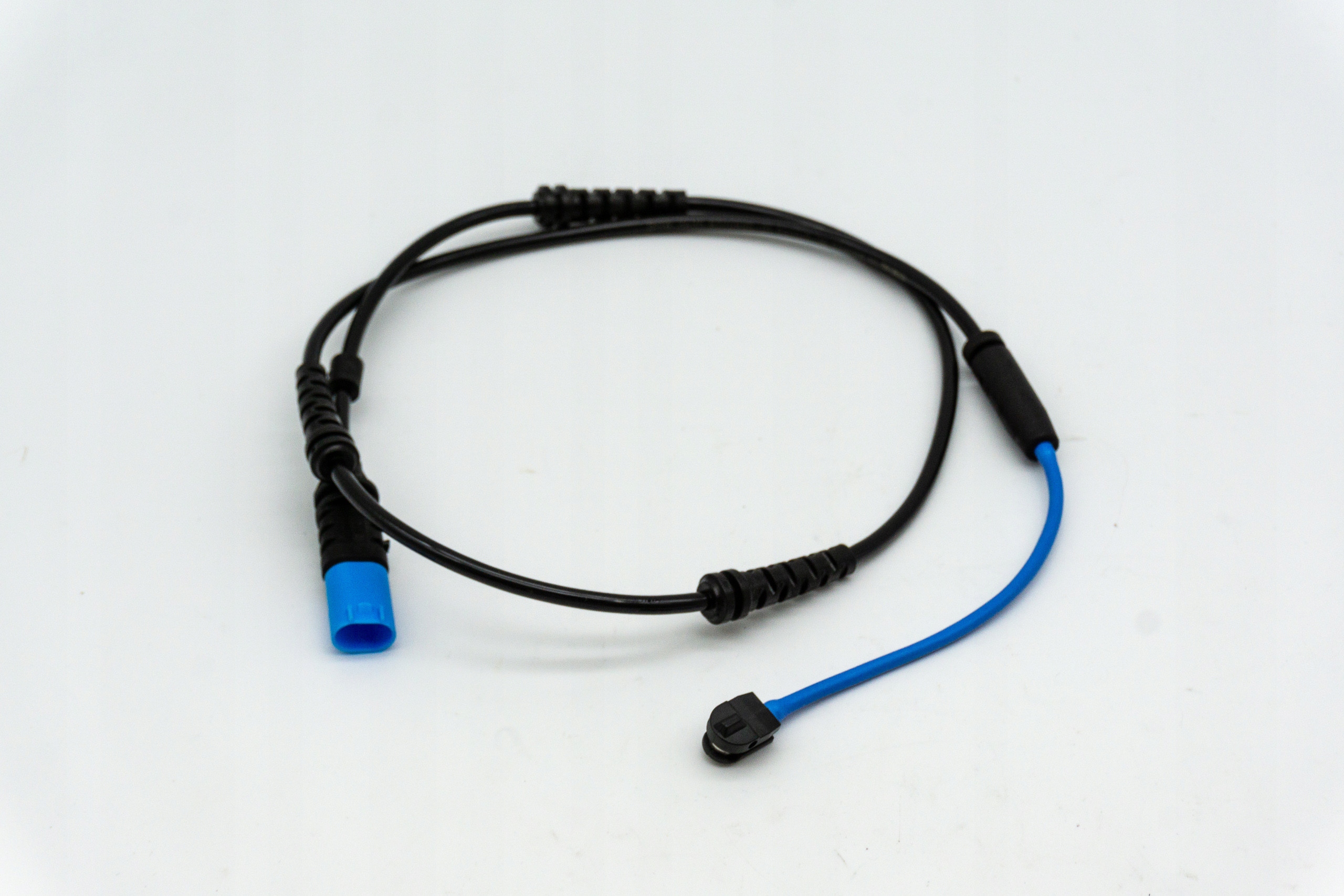 Snímač brzdových destiček zadní Bmw G60 G70