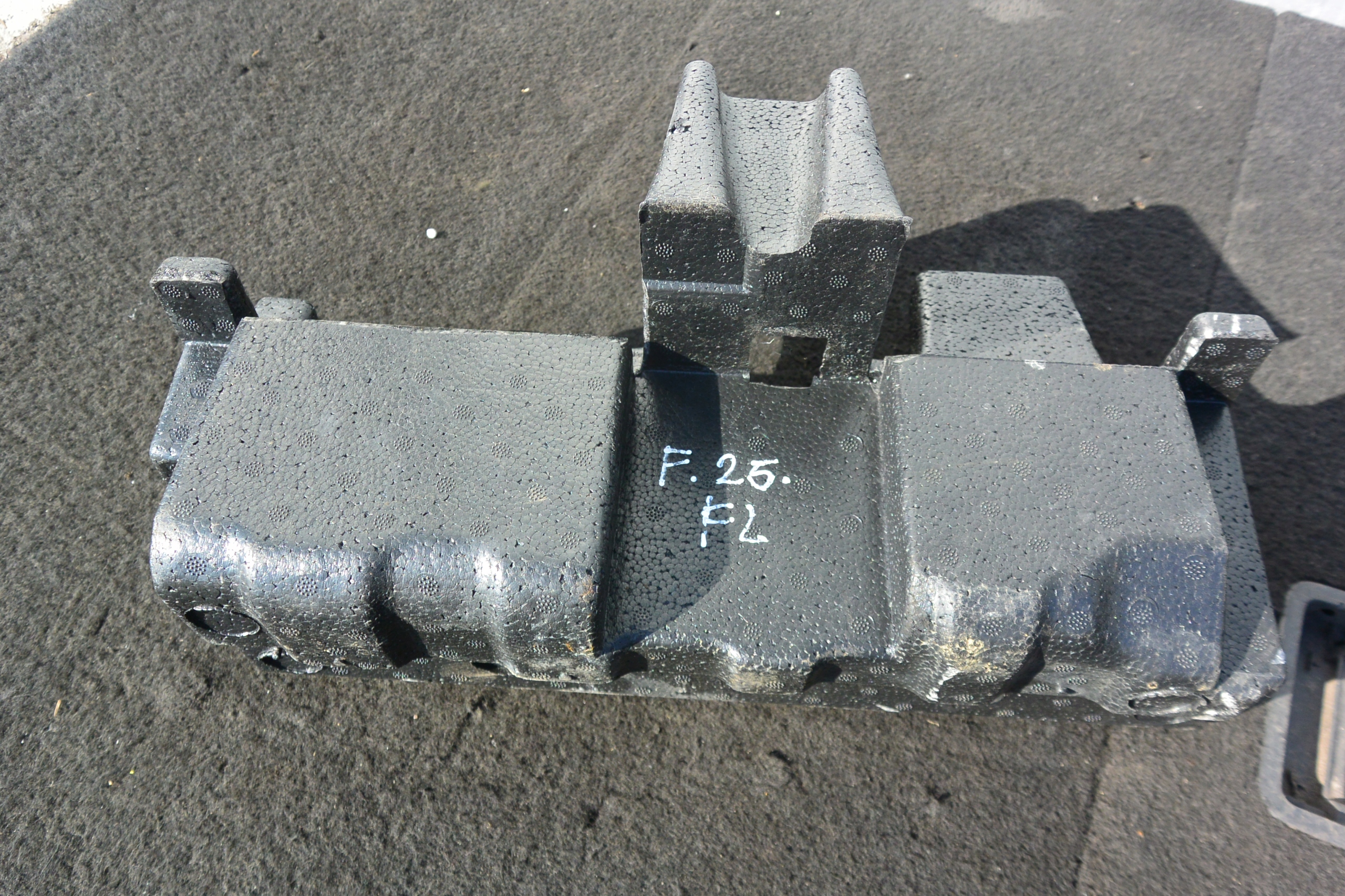boot floor well polystirene BMW X3 F25
