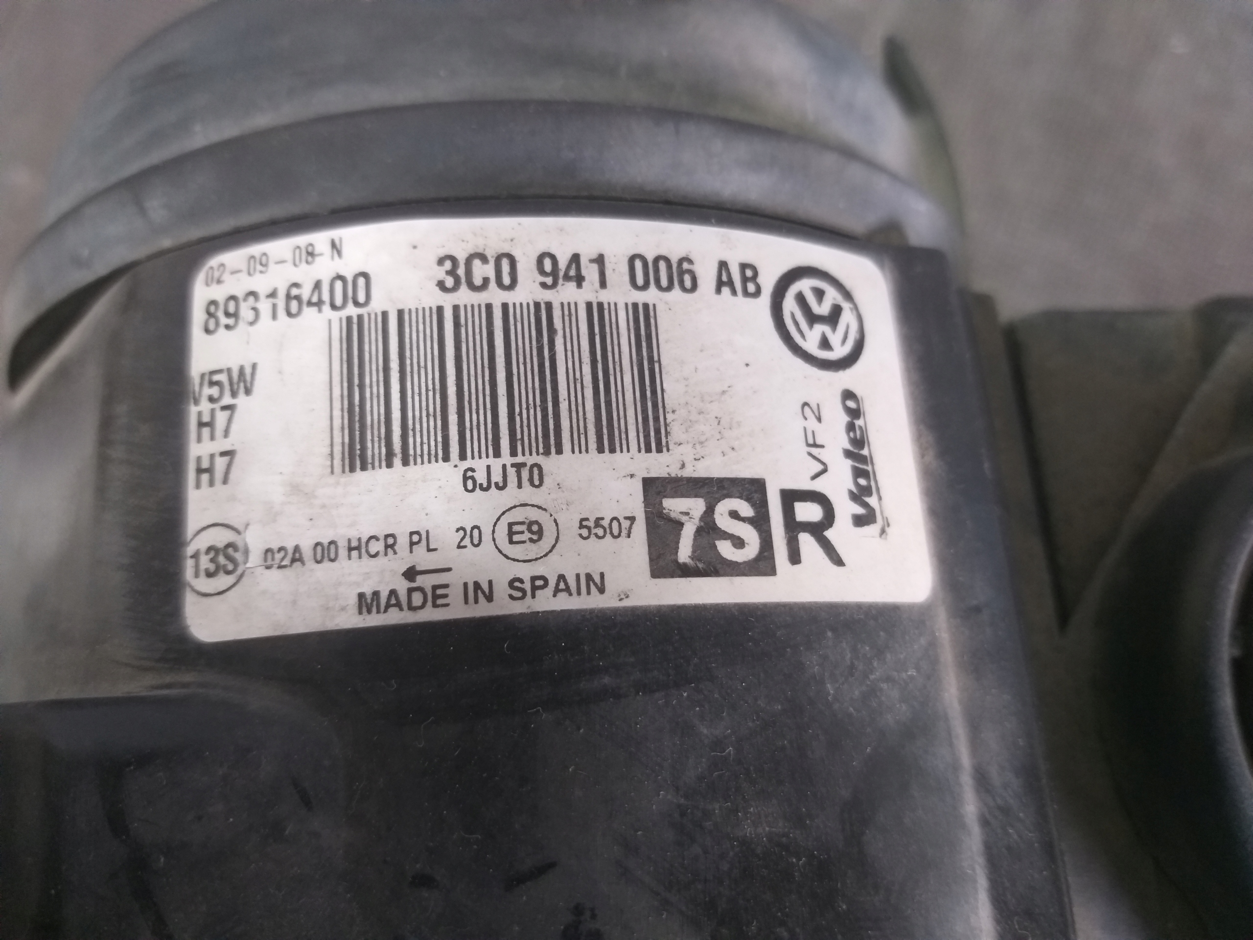 LIGHT FRONT RIGHT VW PASSAT B6 3C0941006AB