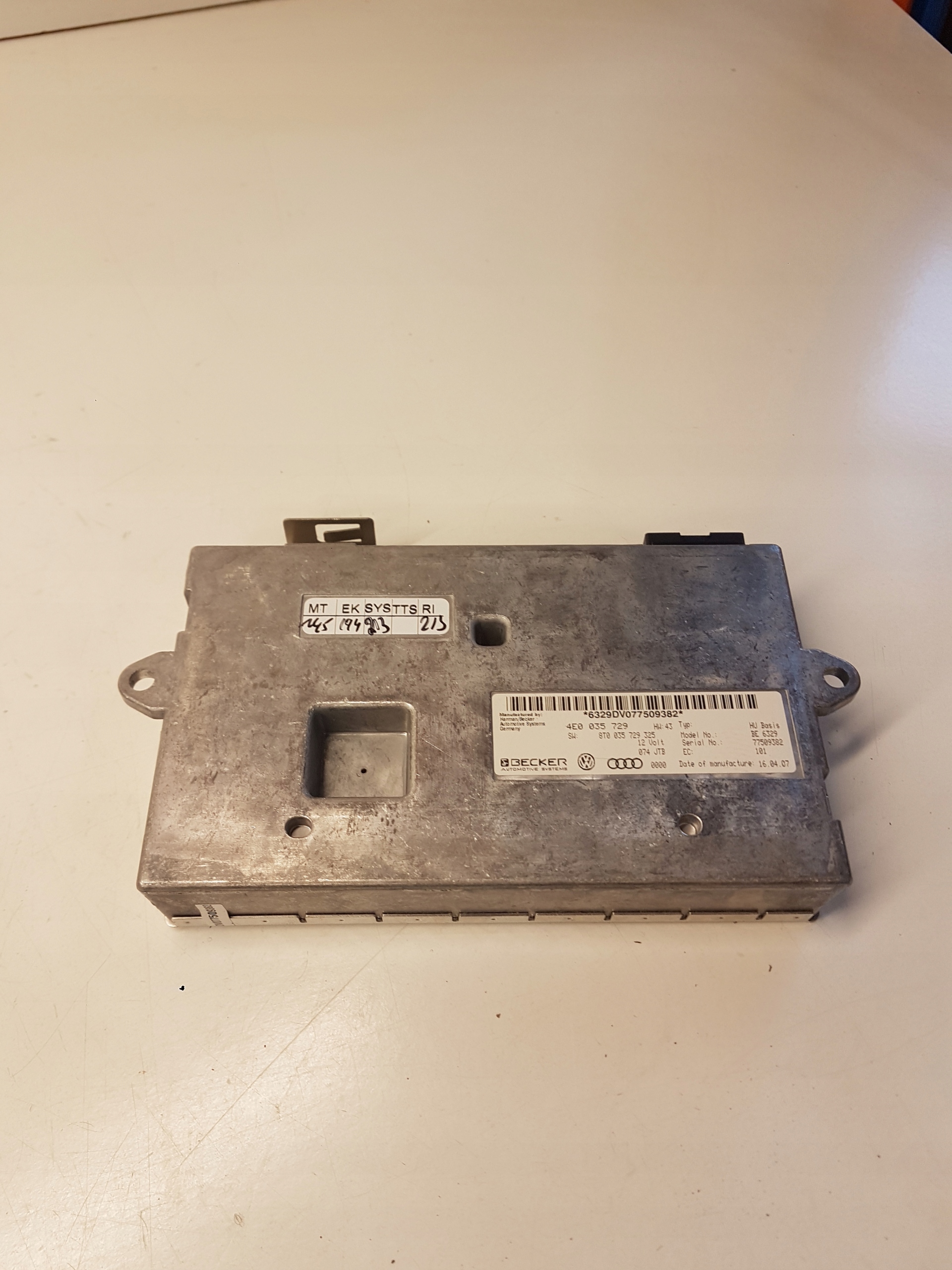 control unit module MMI AUDI A6C6 4E0035729 8T0035729