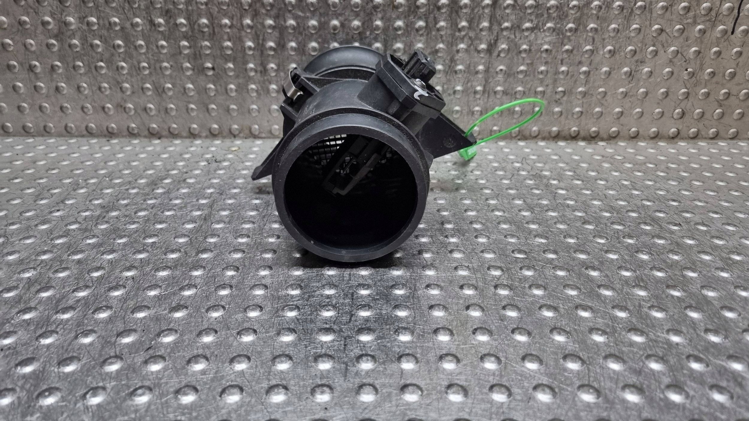 flow meter 0280217804 077133471D AUDI A8 D2 D3 3.7 4.2 V8