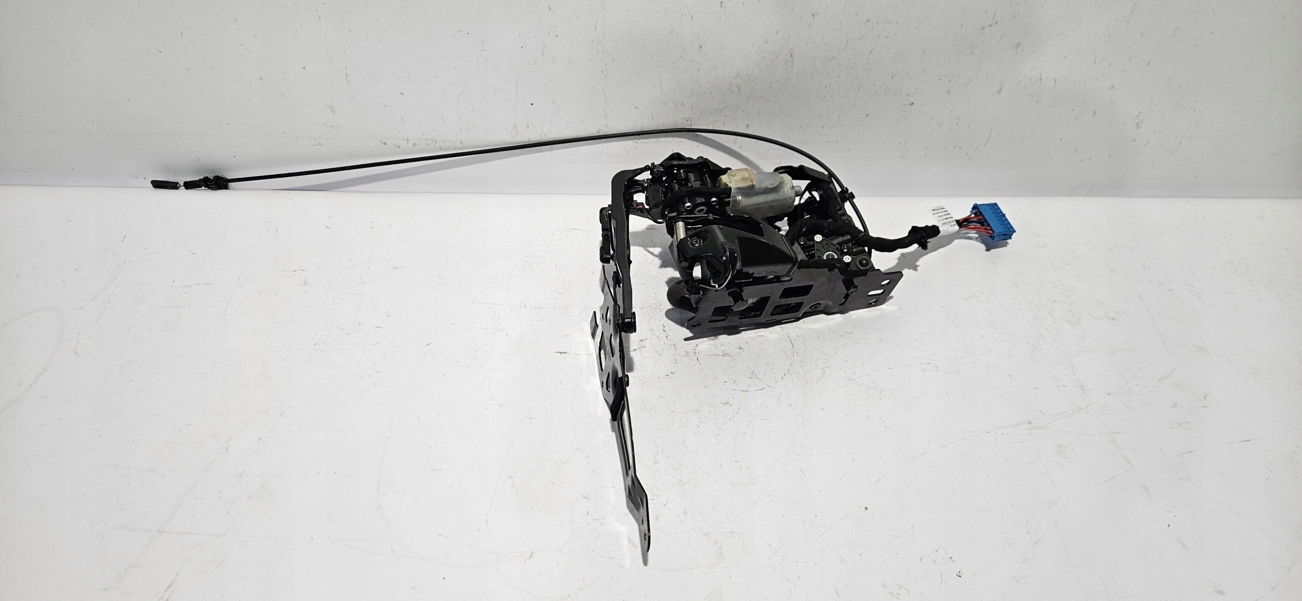Mécanisme pour l’ouverture Toit MERCEDES SL R323 A2327705000