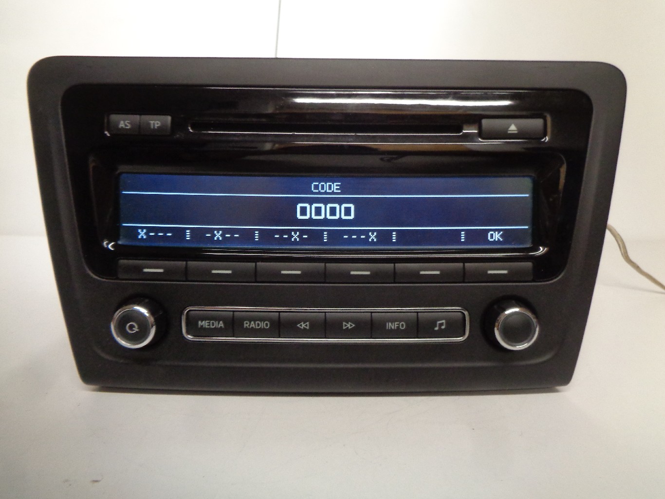 SKODA FABIA ROOMSTER RADIO SWING CD MP3 5J0035161E