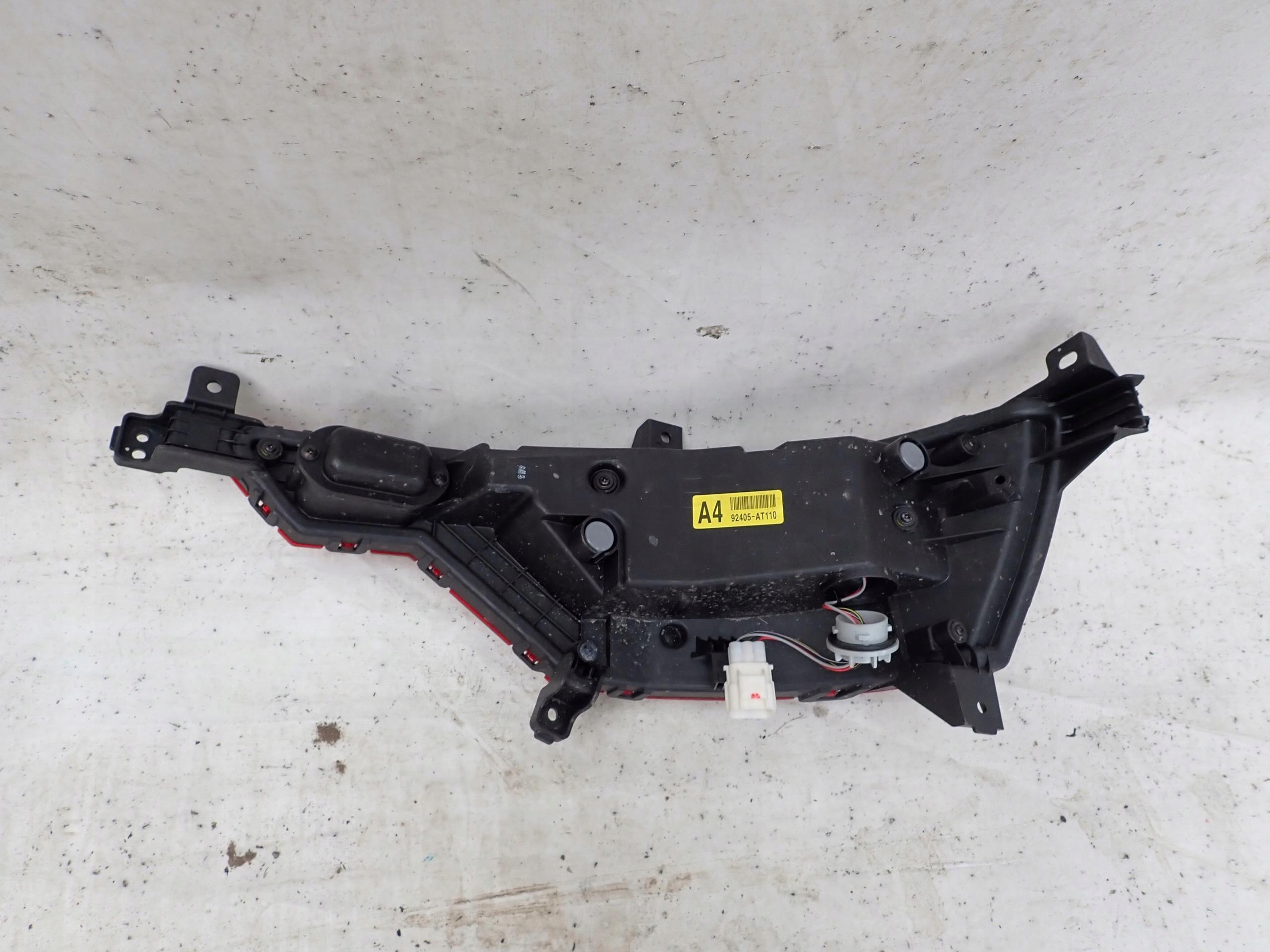 KIA NIRO II 22- light left rear part rear