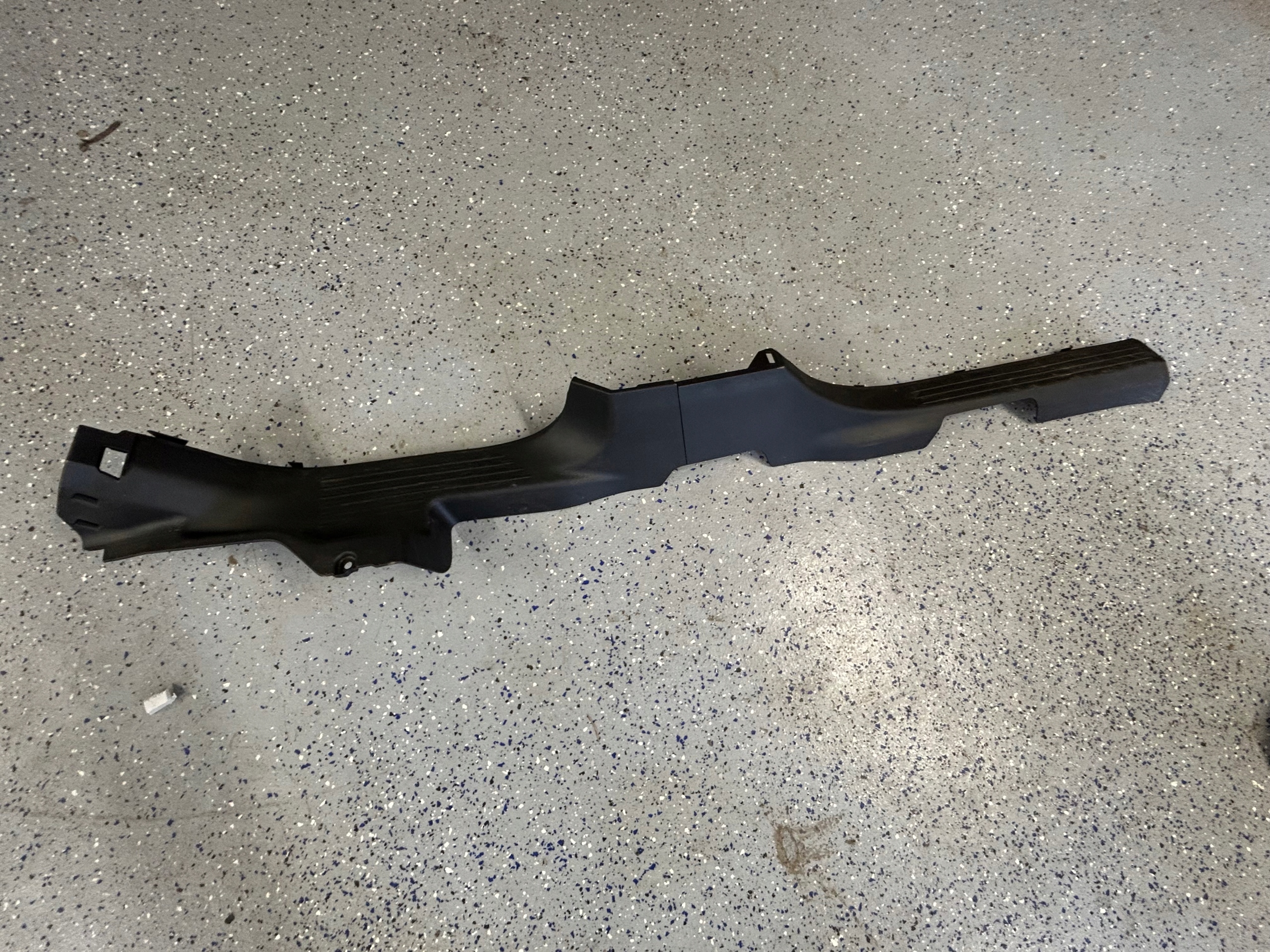 RENAULT AUSTRAL lišta PRAHU levá 769520406R