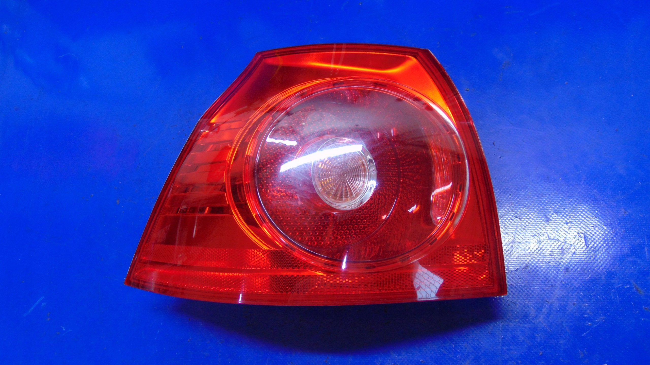 light left rear part VW GOLF V HB 03-10 ROK