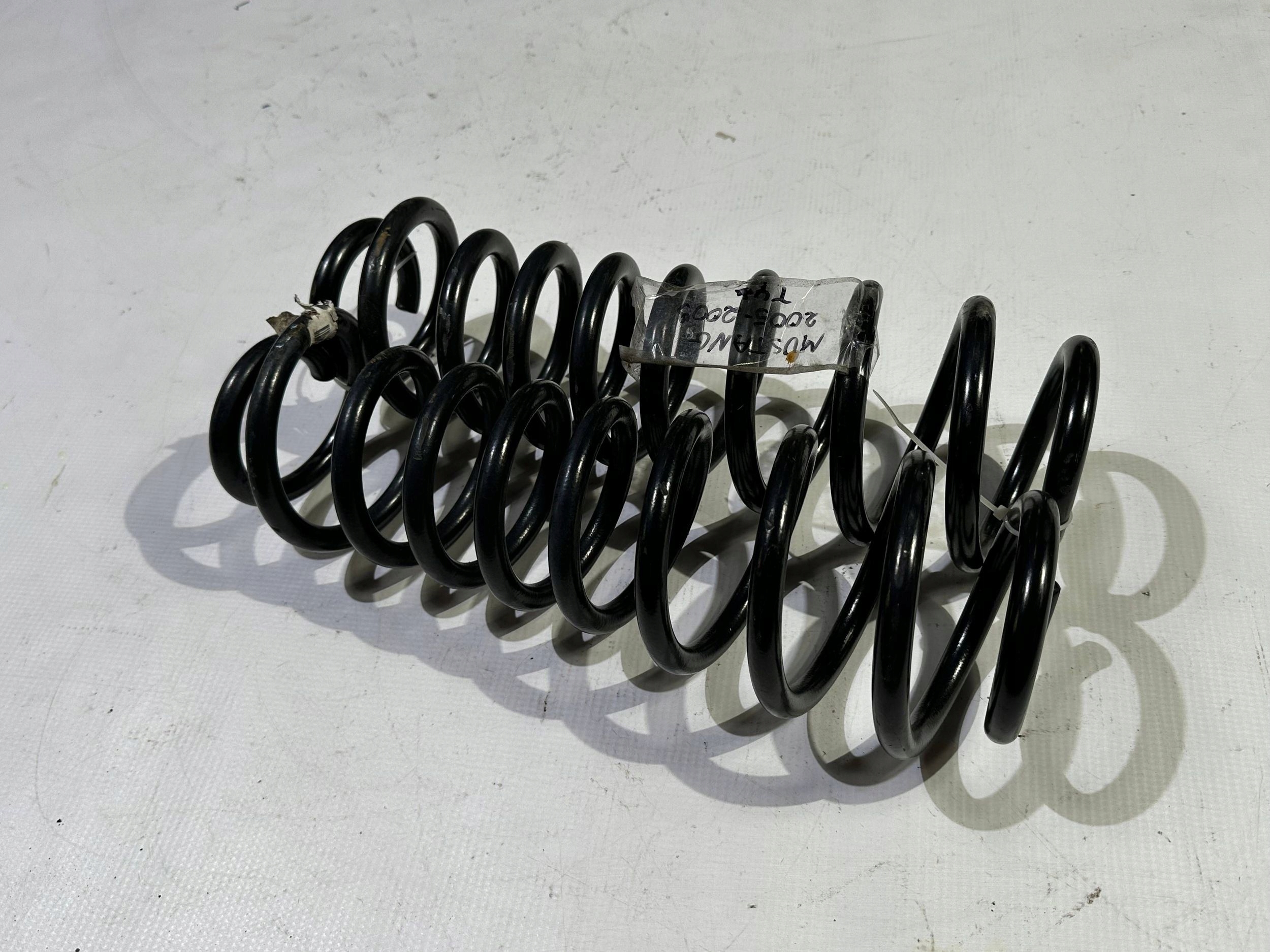 spring springs rear part rear left right Ford Mustang 2005 - 2009