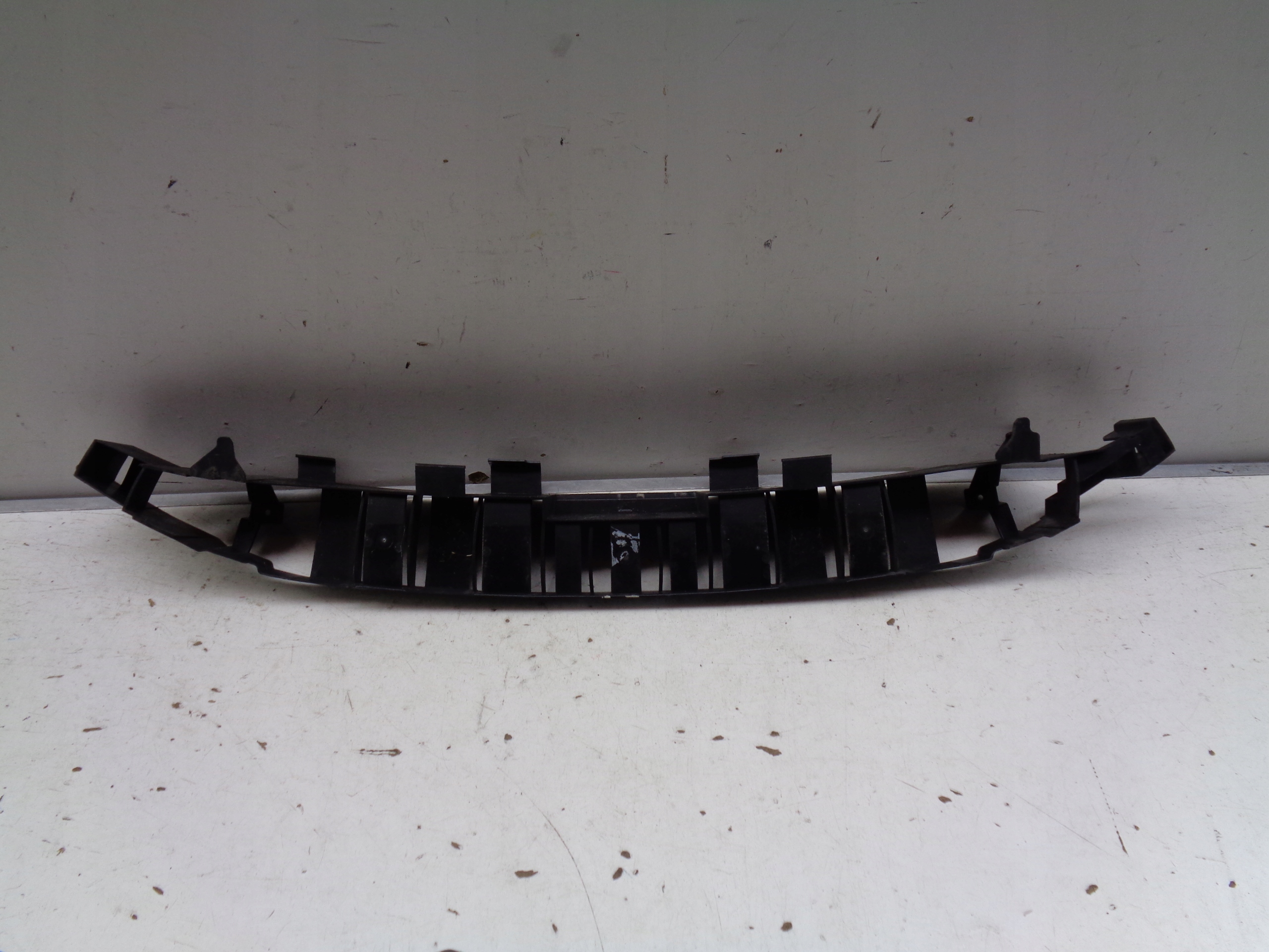 ABSORBER of a bumper front FORD FIESTA MK8 17