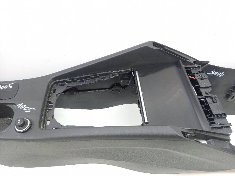TUNEL central adapter USB passenger compartment KPL Skoda Octavia III (2012- )