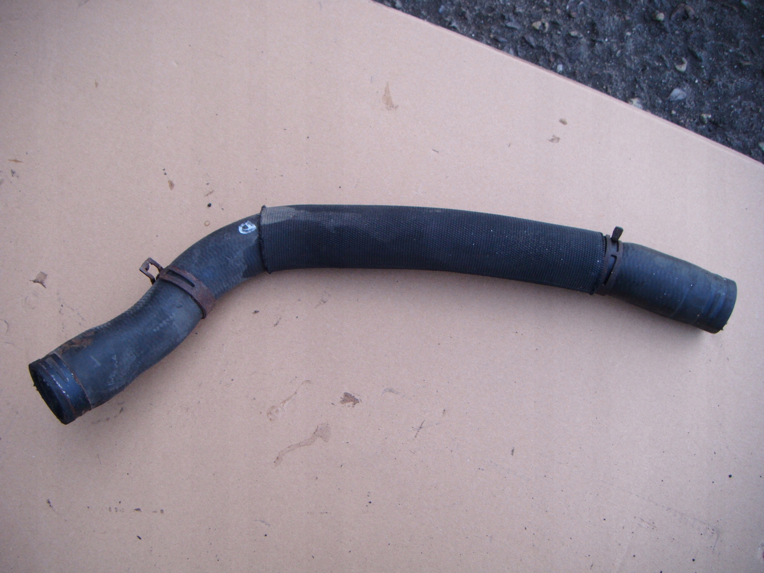 MINI ONE R50 00- 1.6 WĄŻ CHŁODNICY DOLNY