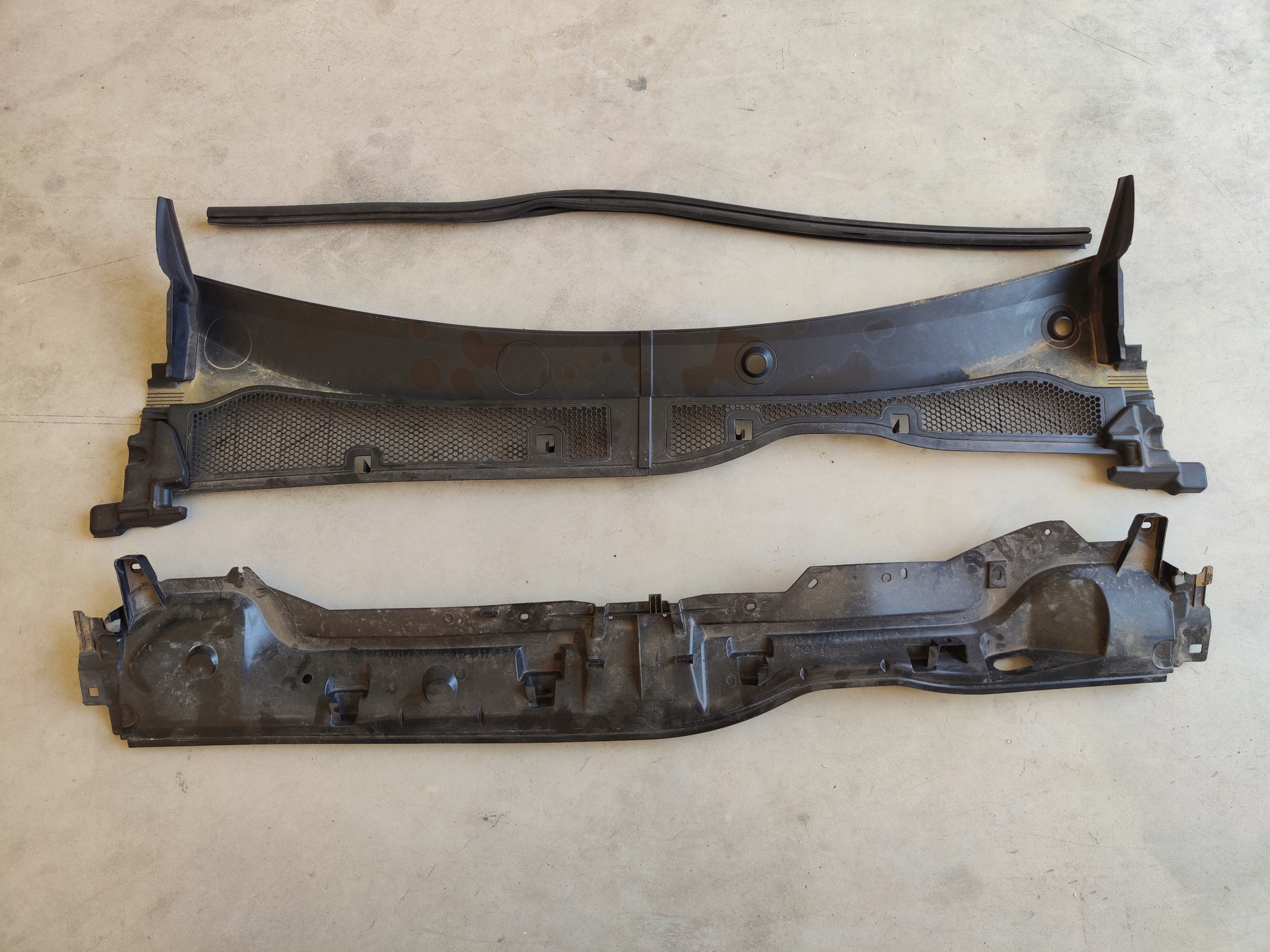 OPEL CORSA F PODSZYBIE KOMPLETNE PLASTIKOWE EUROPA