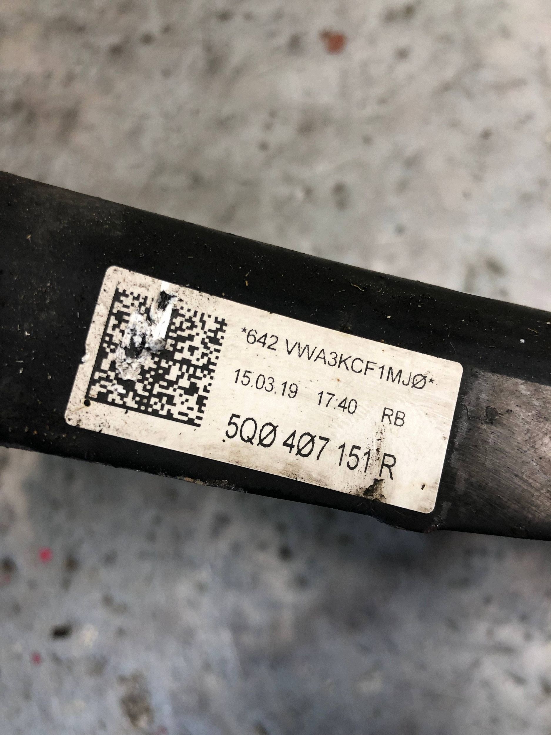 arm left front VW GOLF VII LIFT HB 1.5 TGI 5Q0407151R