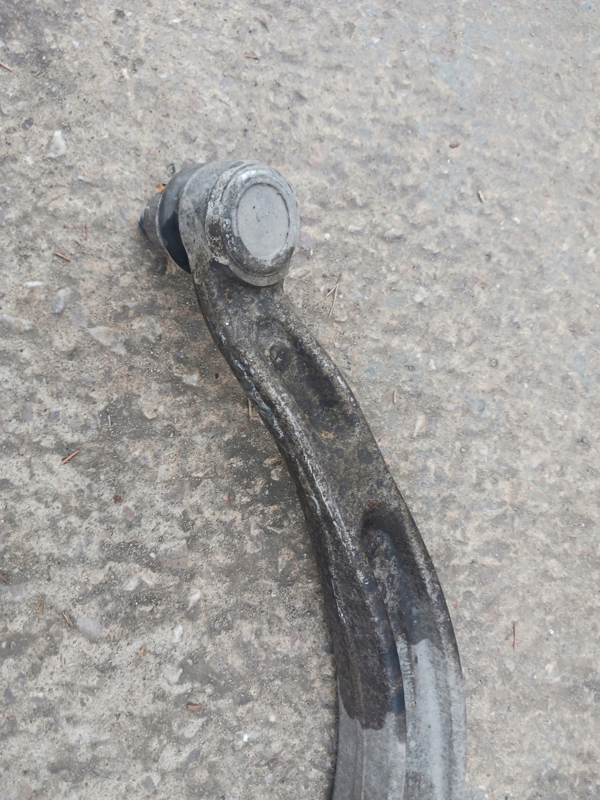arm left front front AUDI A4 B8 A5 8T 8K0407695G