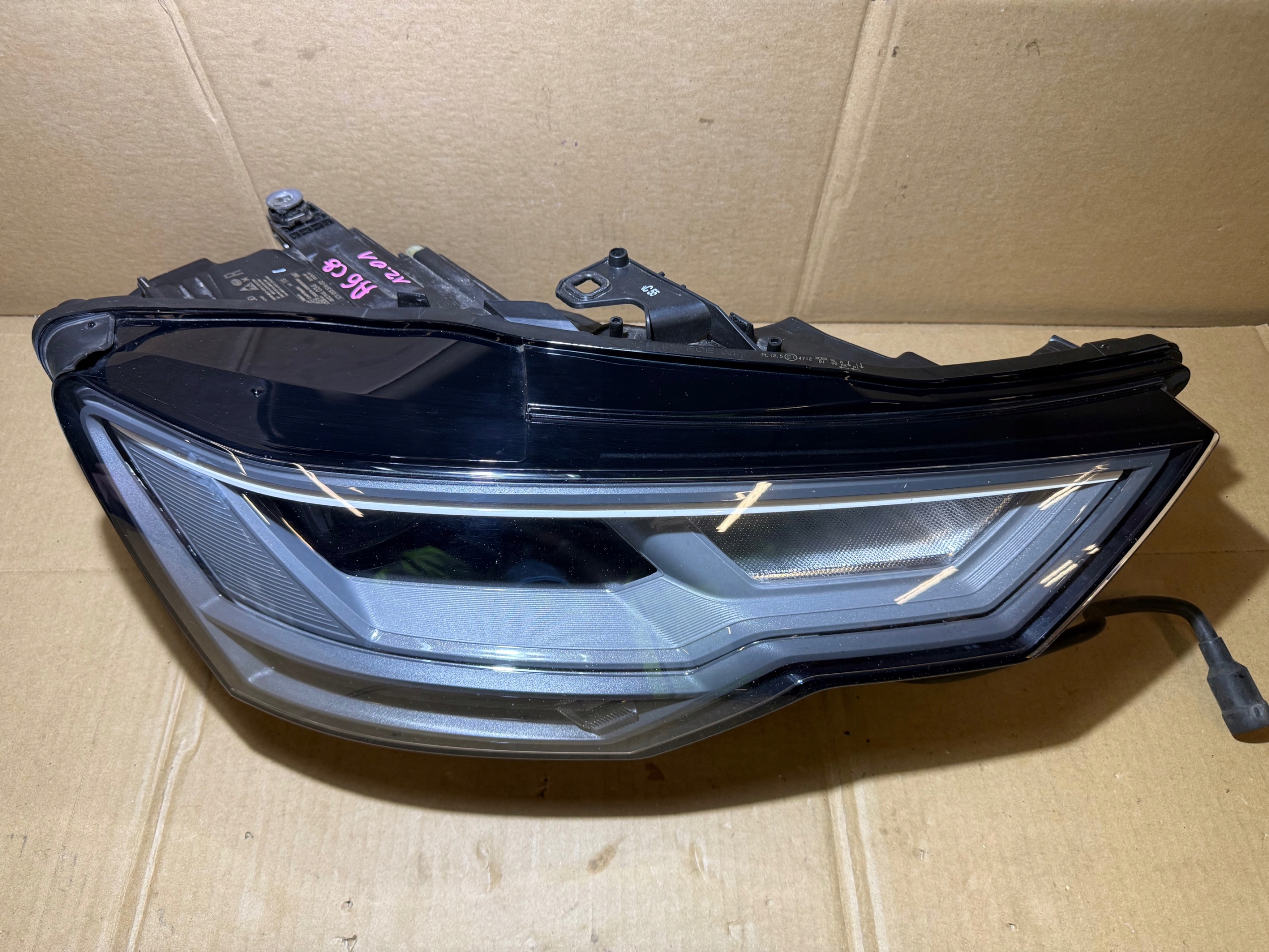 AUDI A6 C8 light right front right front FULL LED EUROPA 4K0941034