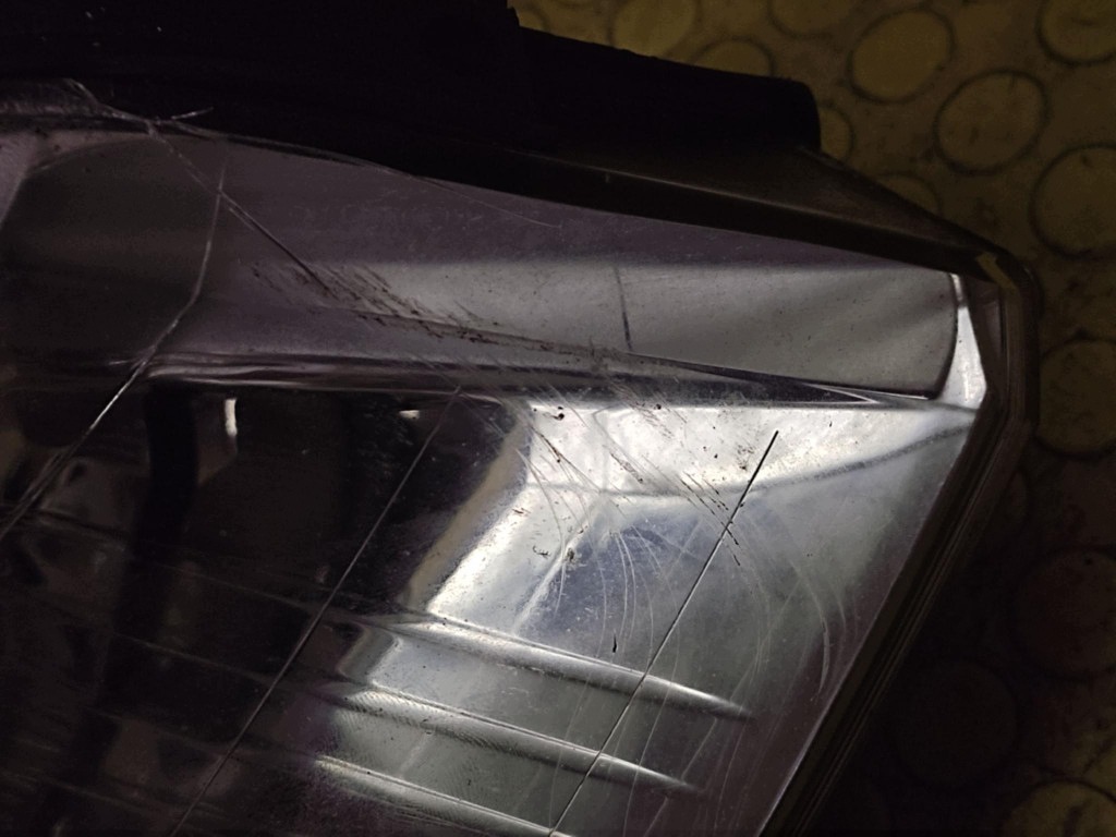 CITROEN C5 and LIFT REFLEKTOR light right front