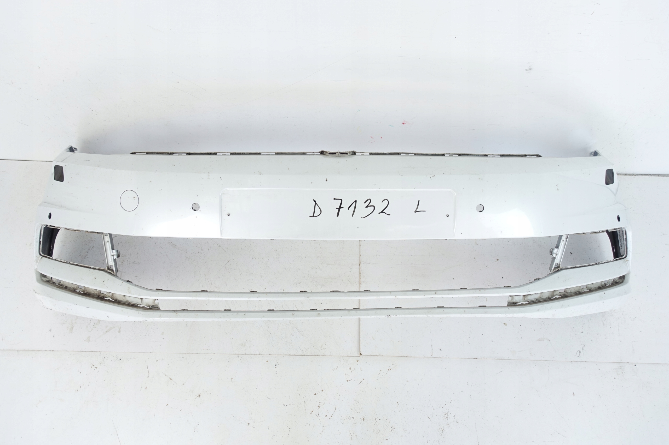 bumper front front VW TOURAN II 5TA 15