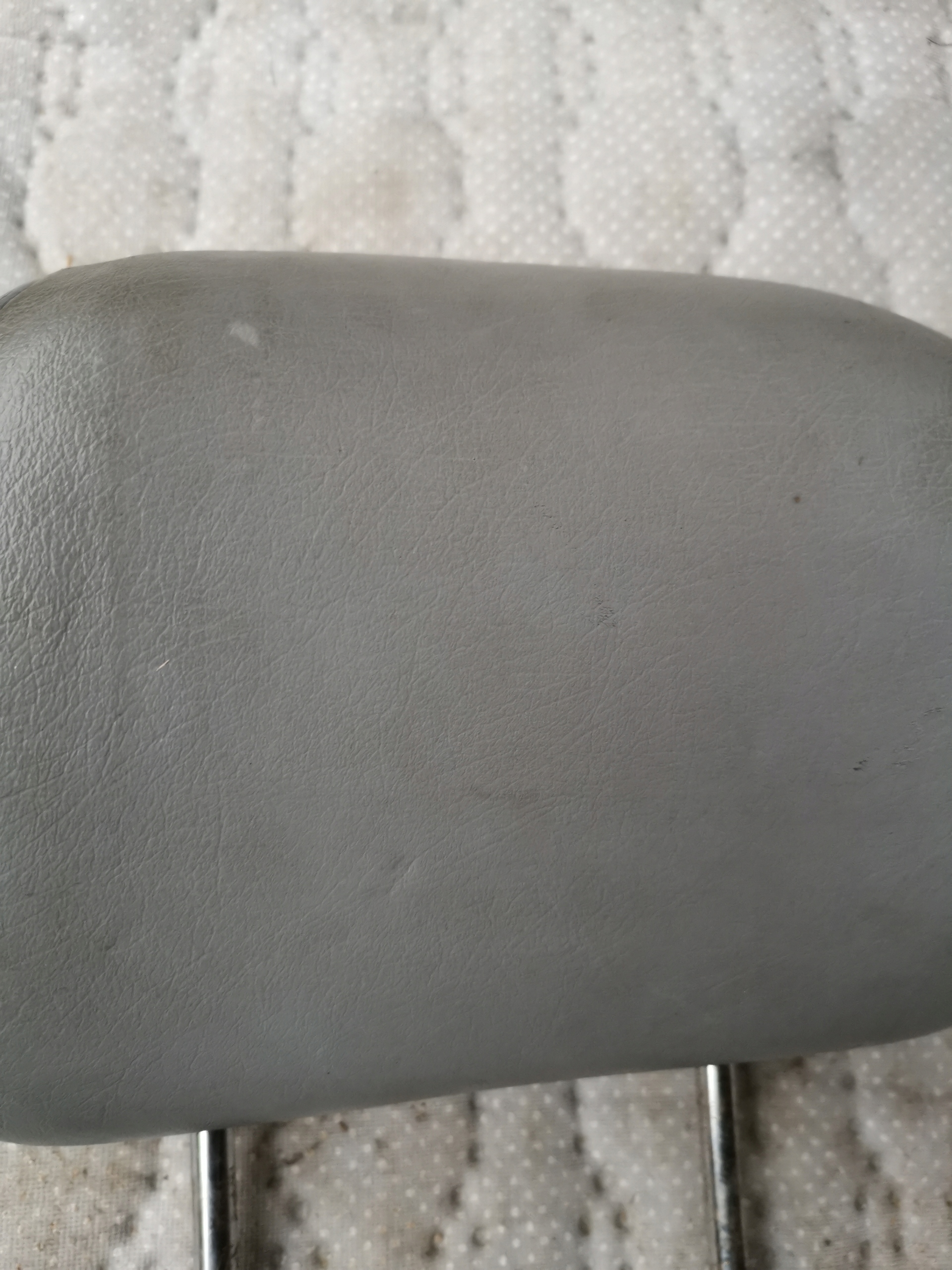 rest seat grey leather MERCEDES w124 kanapy