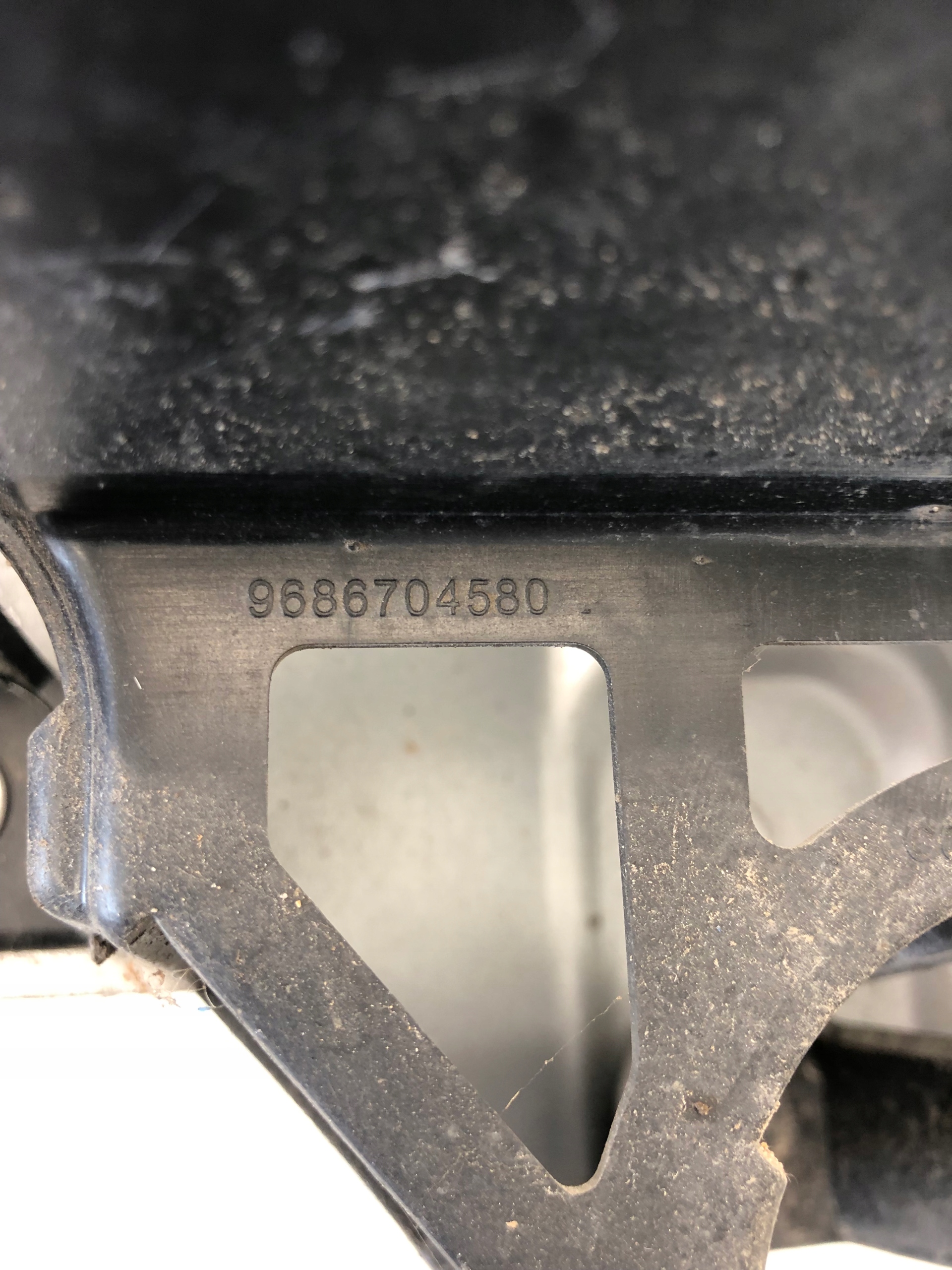 bumper bracket right rear part PEUGEOT 508 sedan