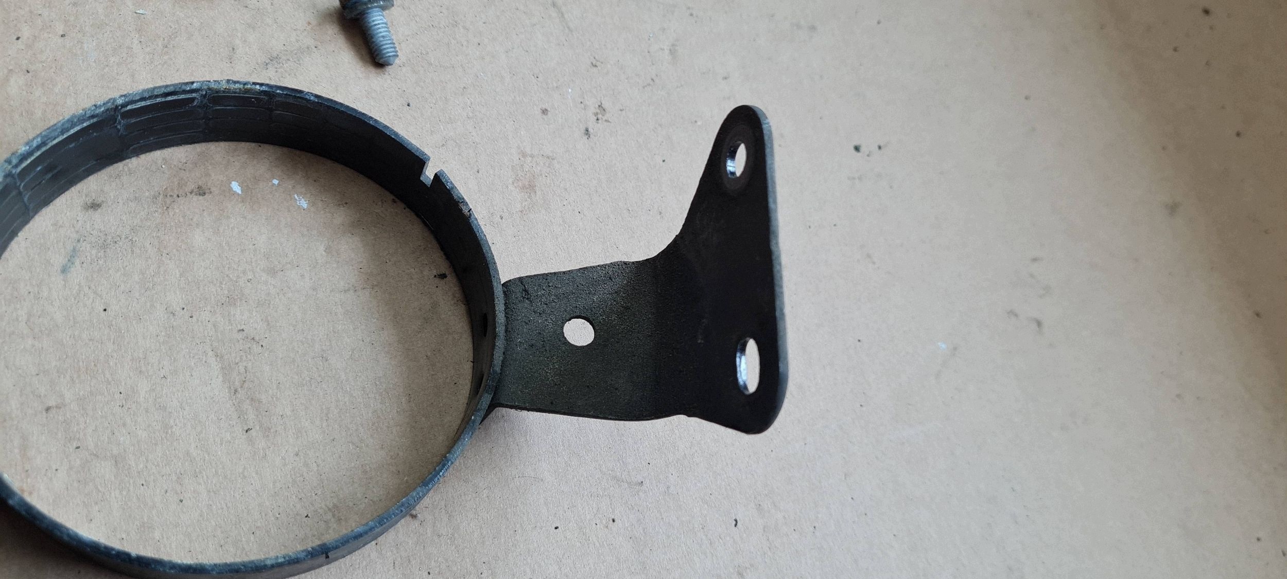 Q5 8R bracket hook holder tank 8K0422162P A4 B8 A5 8T