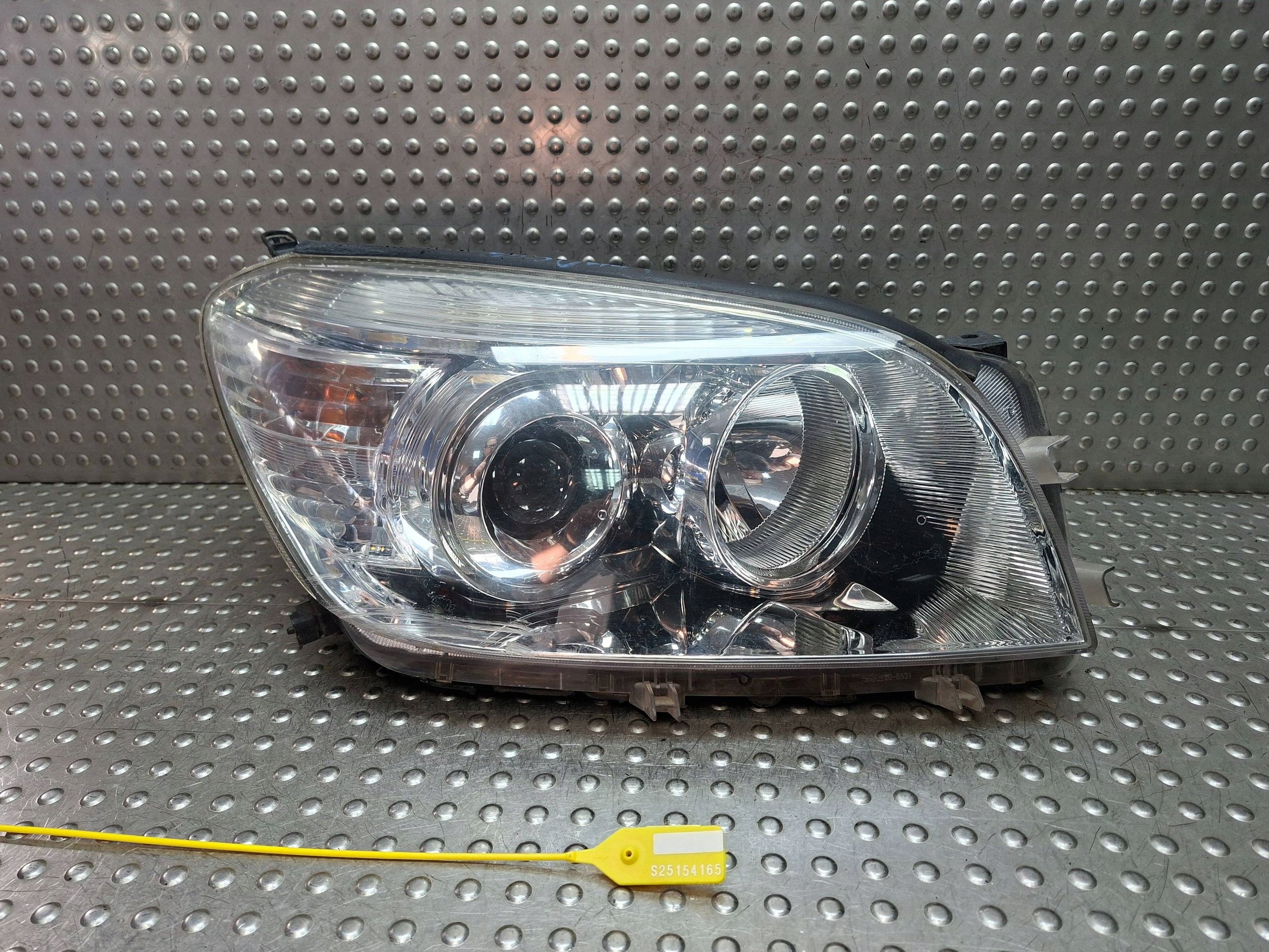 light front right TOYOTA RAV4 06- EU TYC