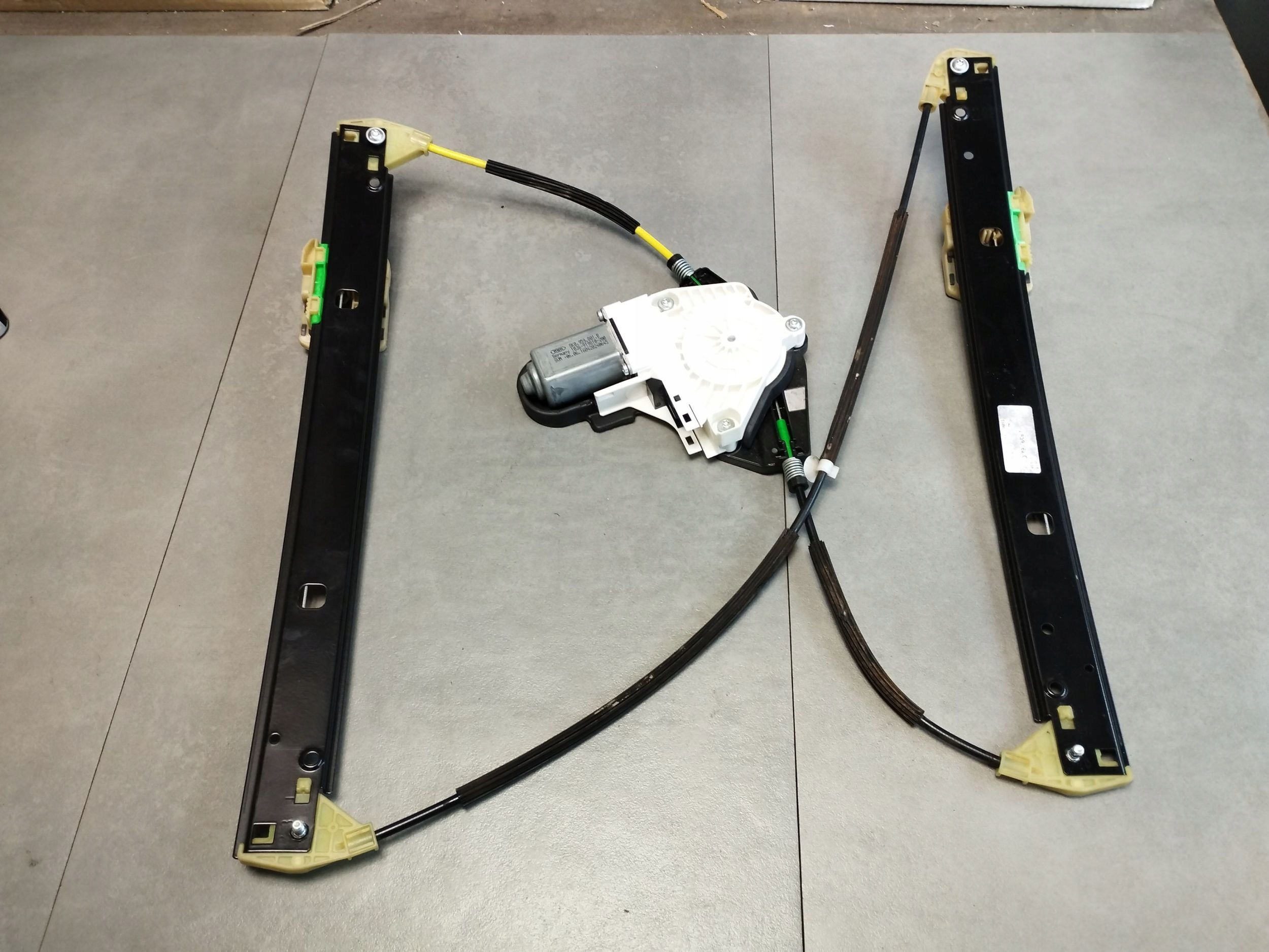 Audi A8 D4 4H Mécanisme Vitres Droite Arrière 4H0839462C