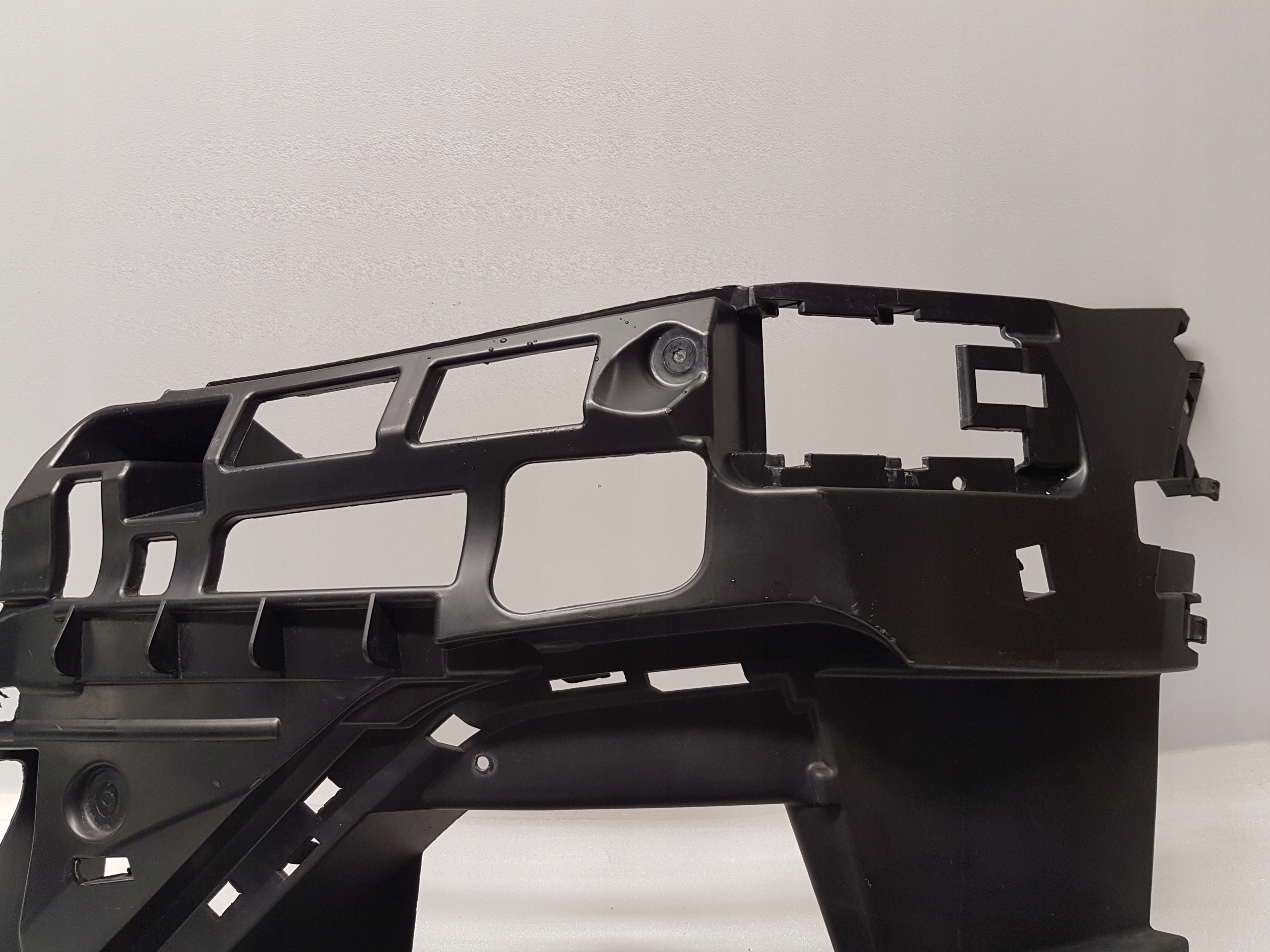 bumper bracket left front BMW 8 G14 G15 G16 m-packet 8074787