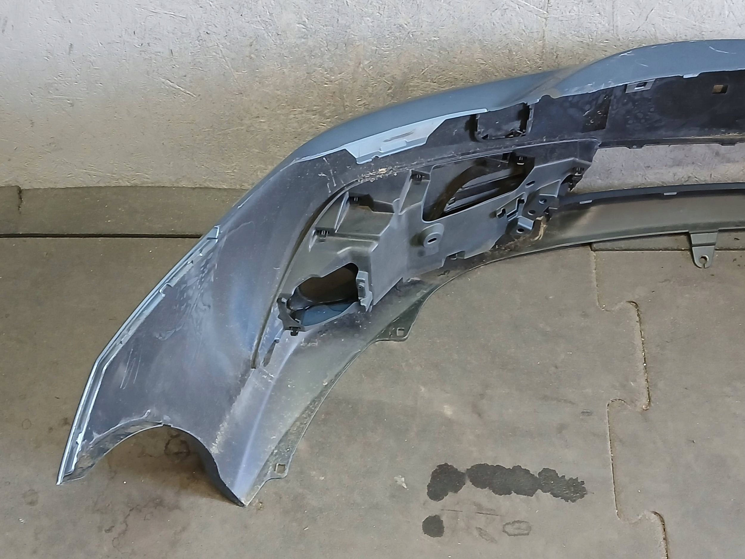 bumper front TOYOTA AURIS II 2 LIFT 15