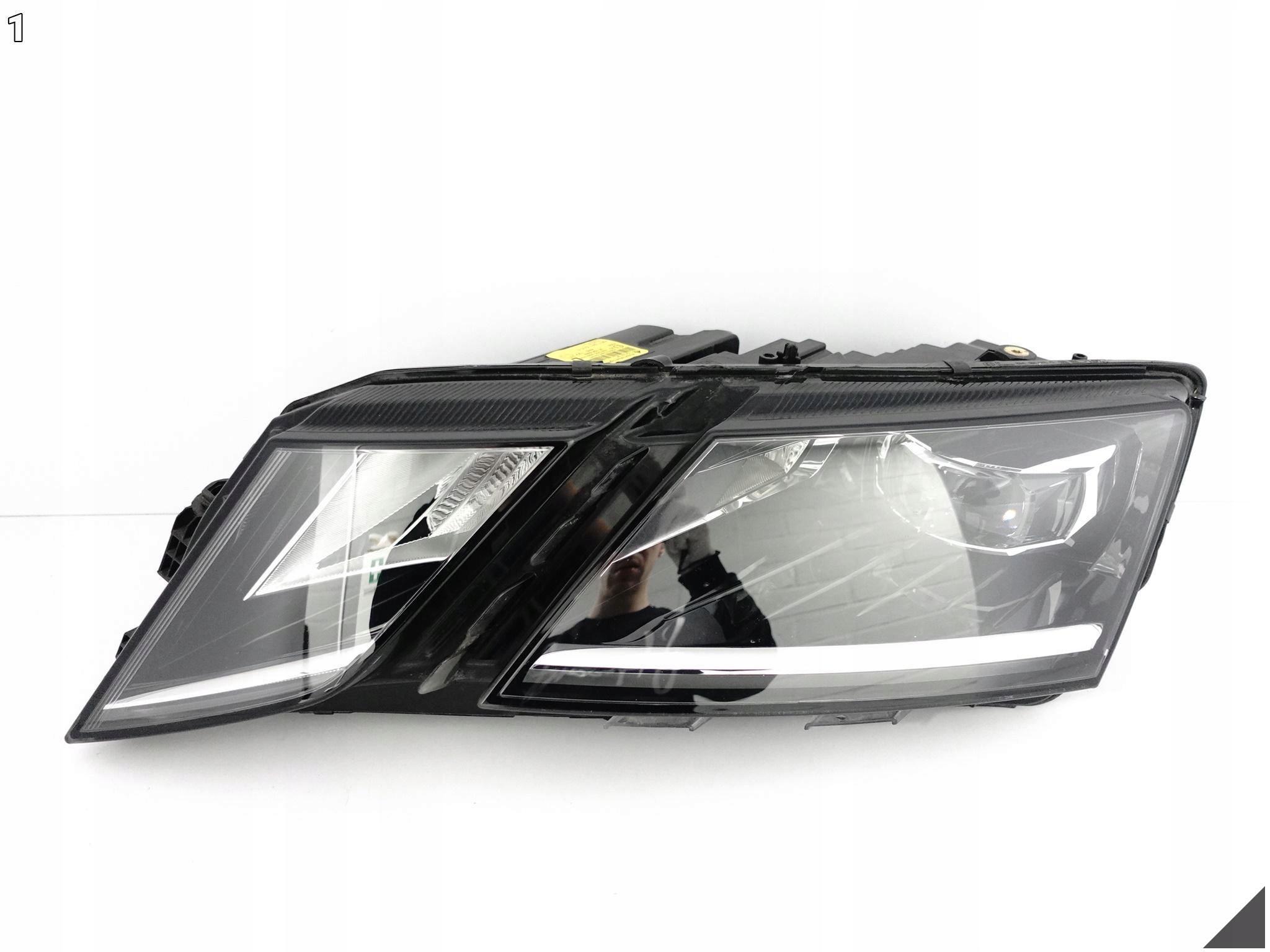 SKODA OCTAVIA III 3 5E1 LIFT 16-20 light FULL LED left front EUROPA + module