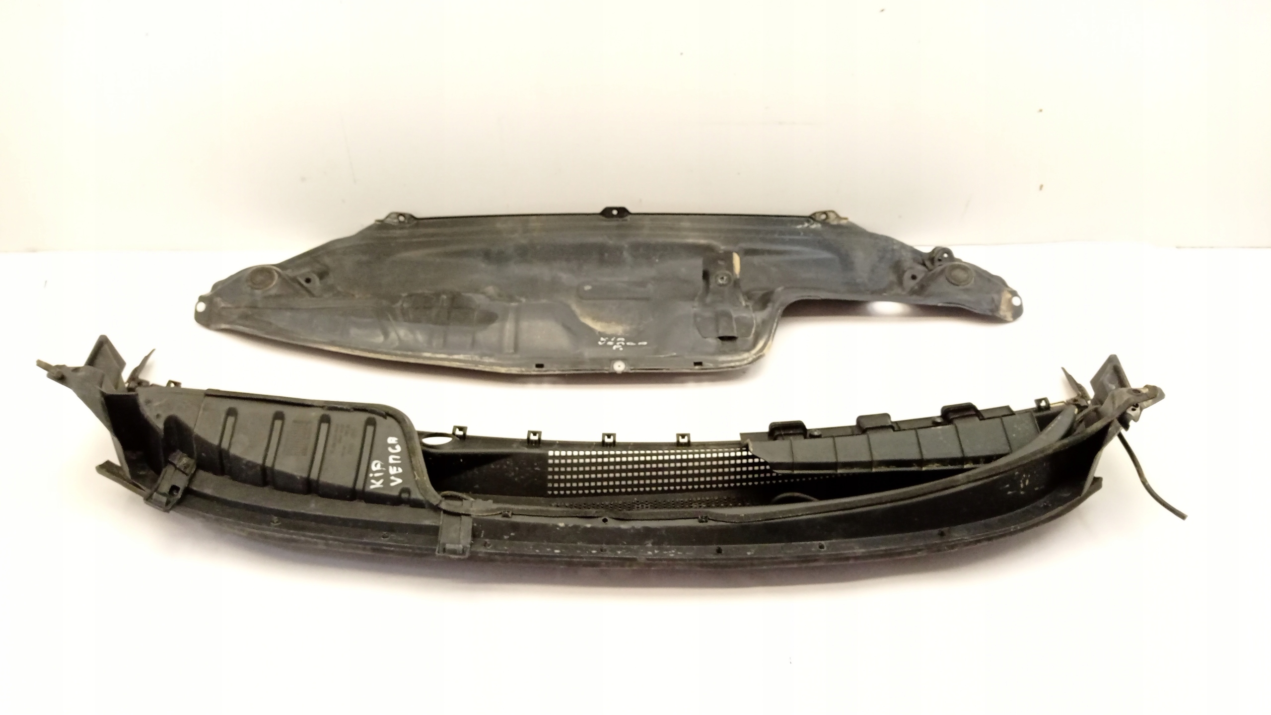 KIA VENGA PODSZYBIE 86151-1P000 Numer katalogowy części KIA VENGA PODSZYBIE 86151-1P000