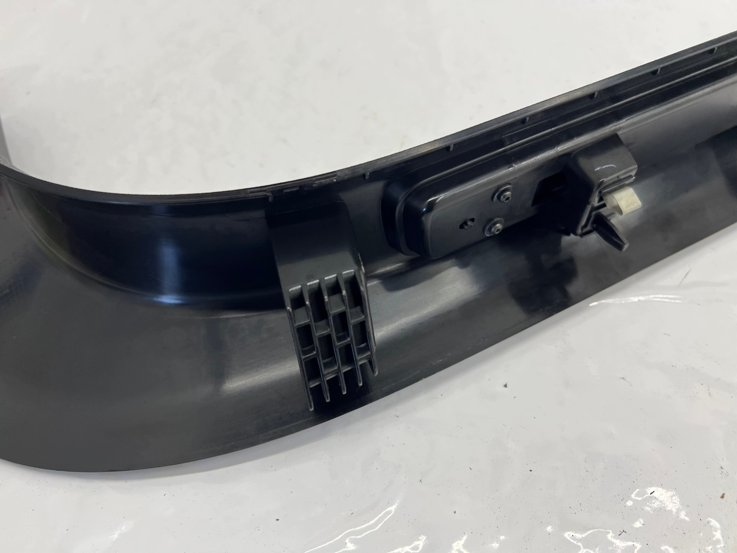 moulding cap of the threshold front front left VOLVO V60 II S60 31468384