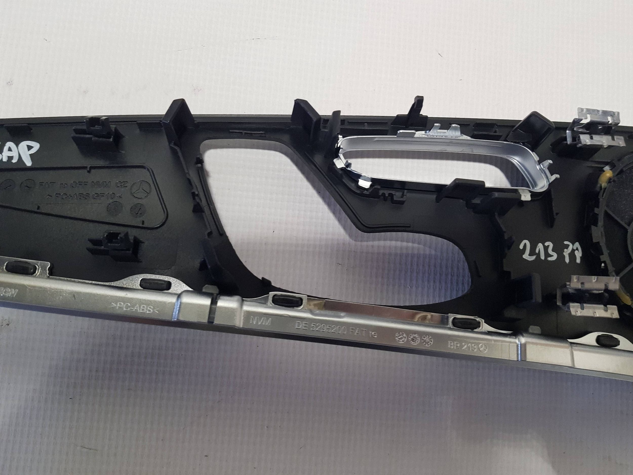 decorative trim door front side right DEKOR Mercedes E W213 A2137275800