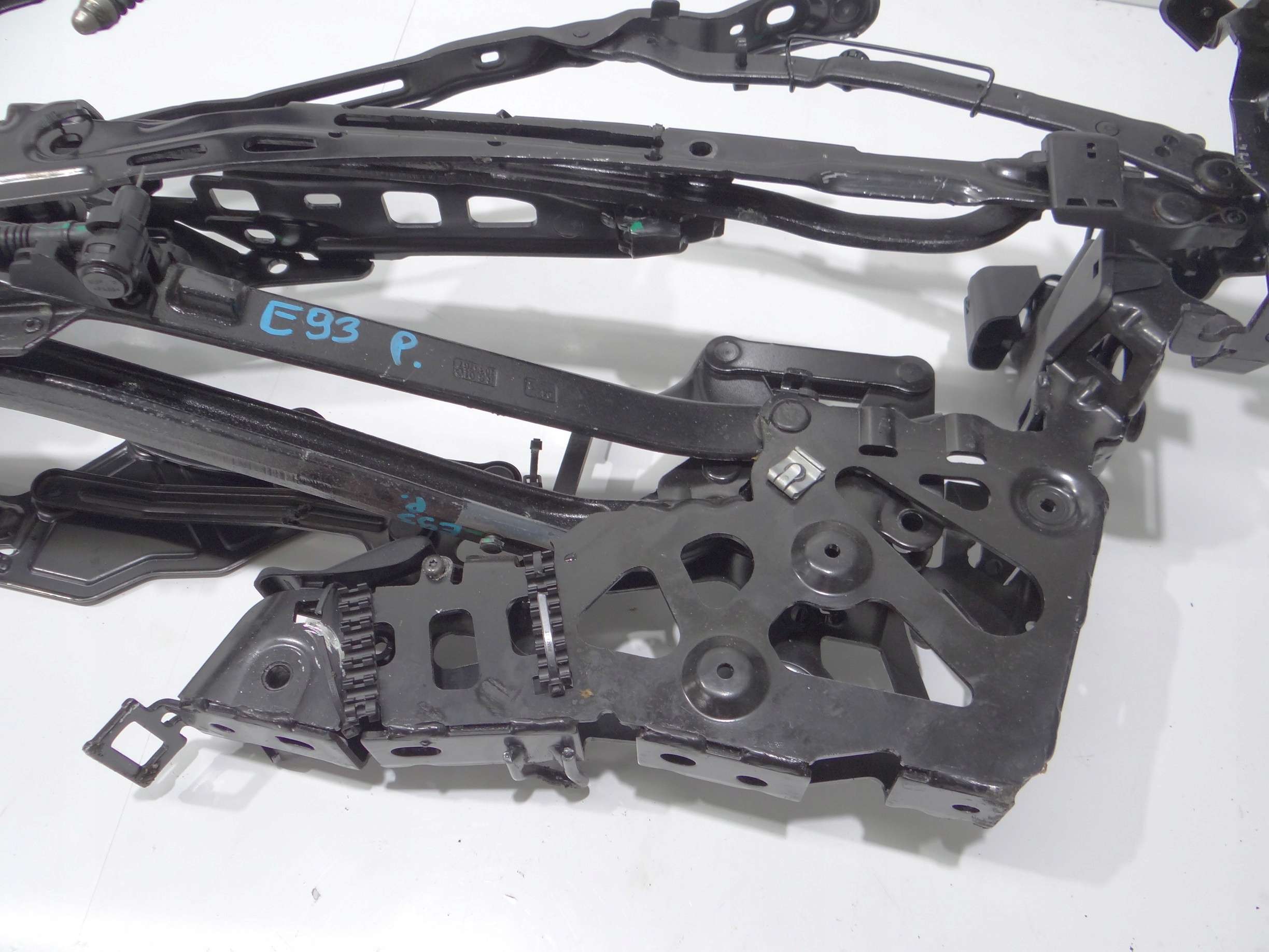 mechanism lifting roofs hinge right BMW E93