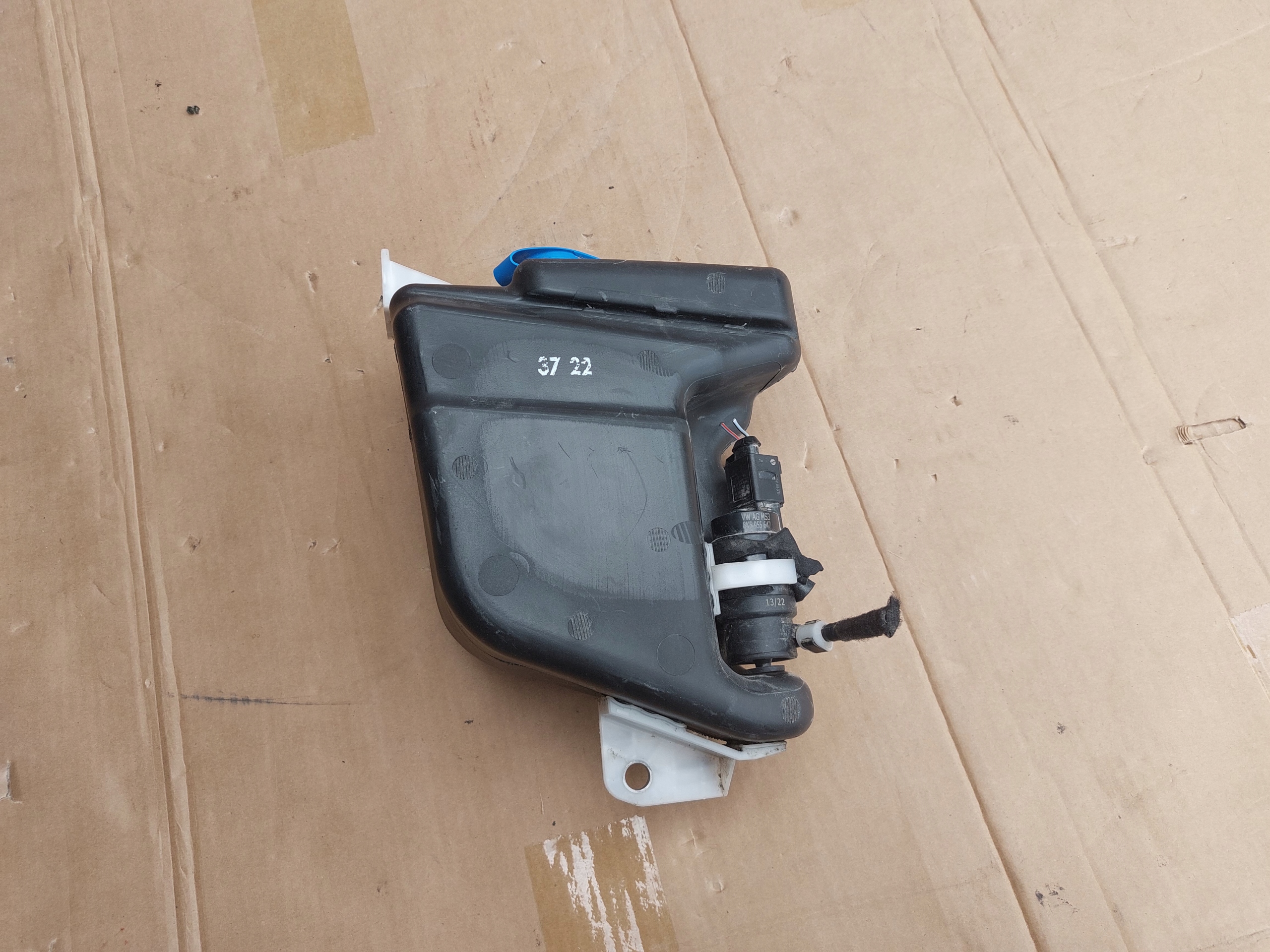 washer fluid tank AUDI R8 22r 4S2955449B