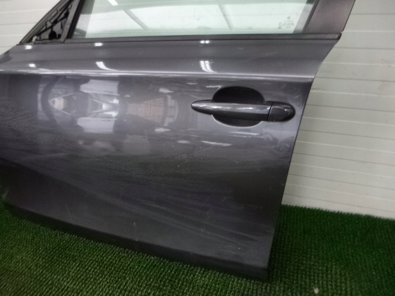 BMW 1 E87 5D 04- dveře přední levé předek