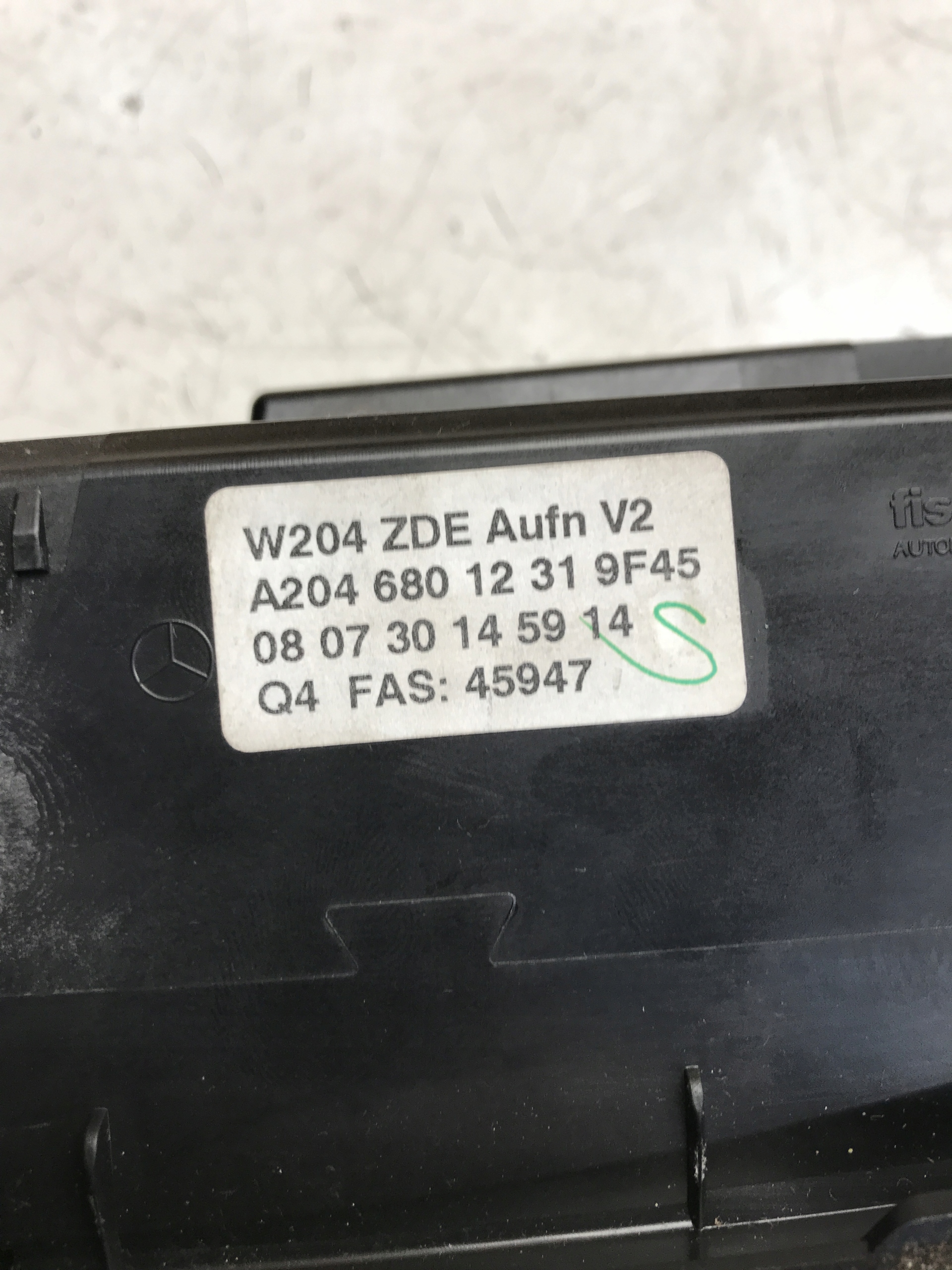 display RADIA obal W204 A2046801231