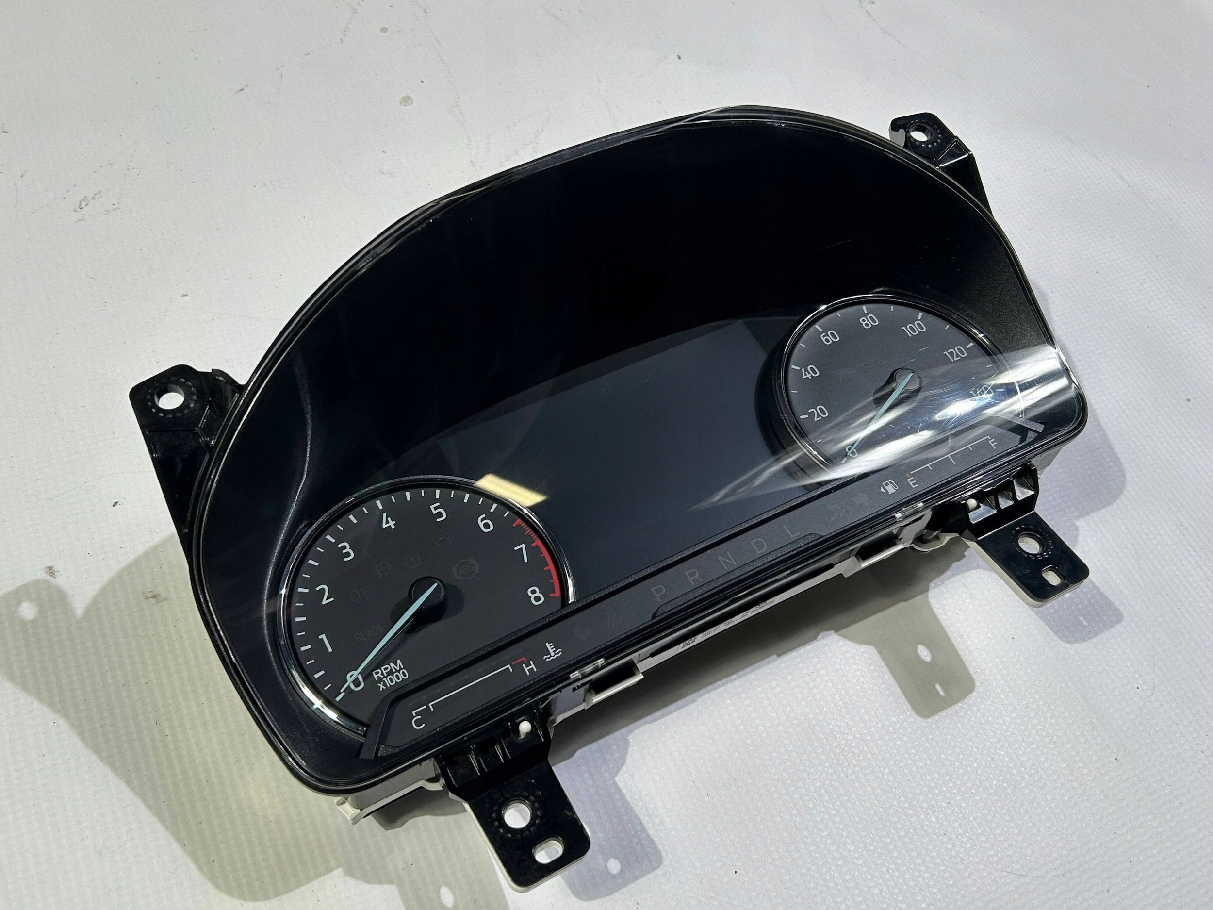dials dials display LCD Ford Explorer VI 2020r