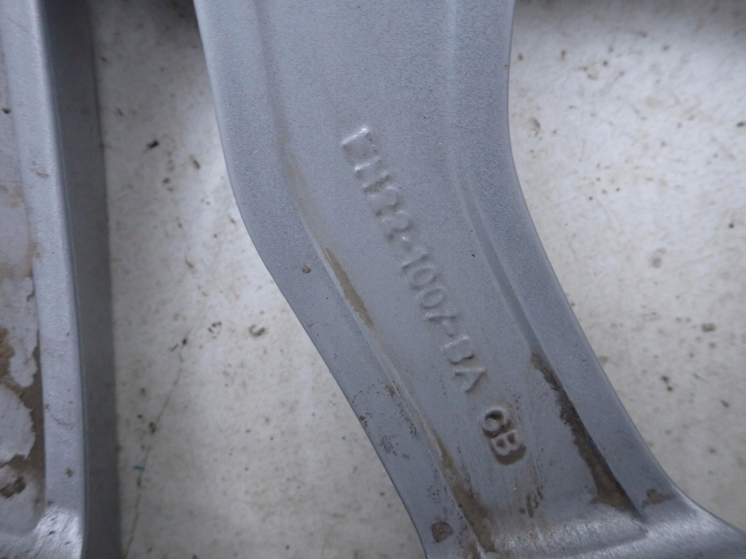 LAND ROVER FH22-1007-BA 8,5Jx20 20" disk