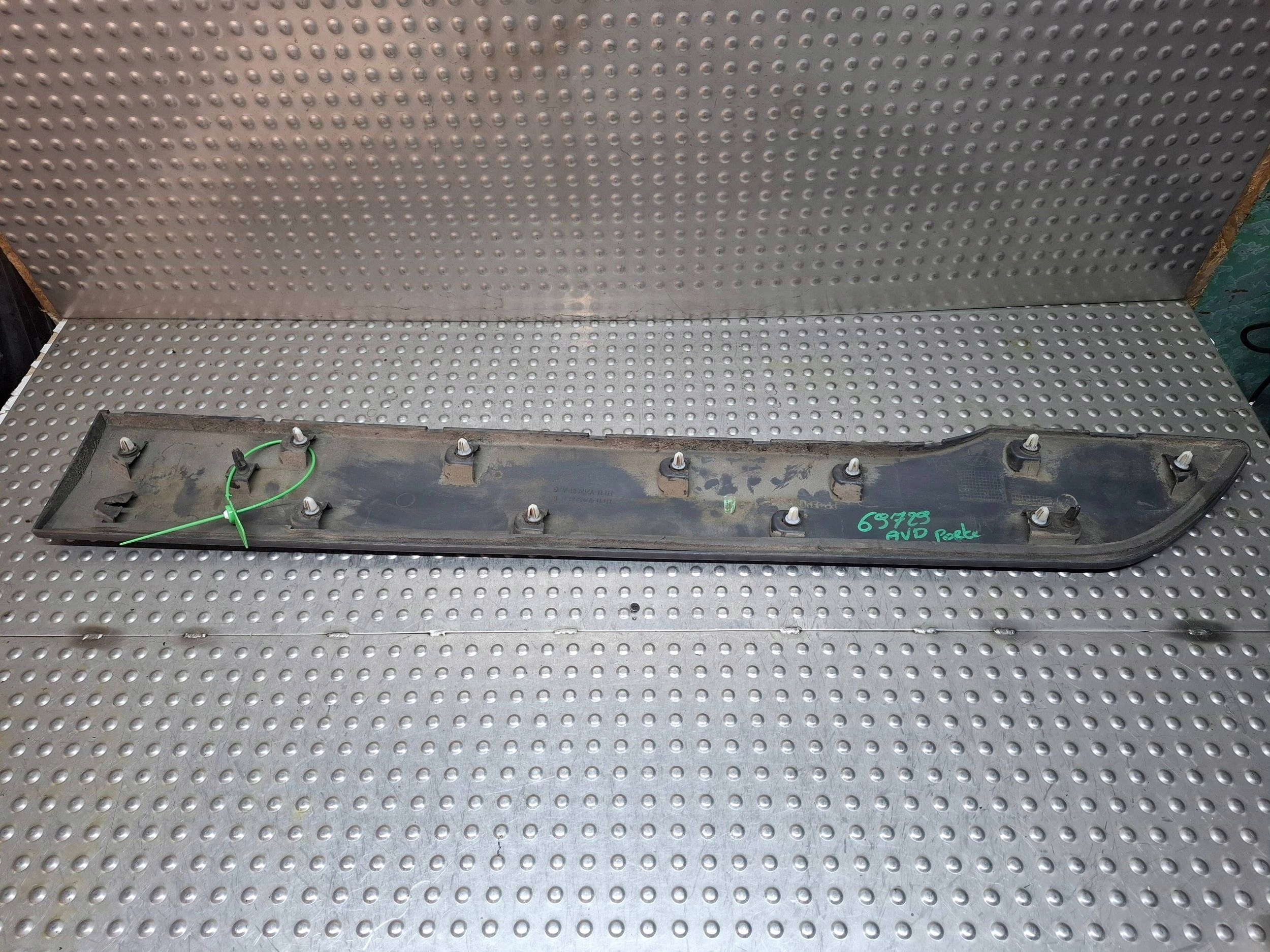 moulding for door right front DT11-V20938-B FORD TRANSIT CONNECT MK2