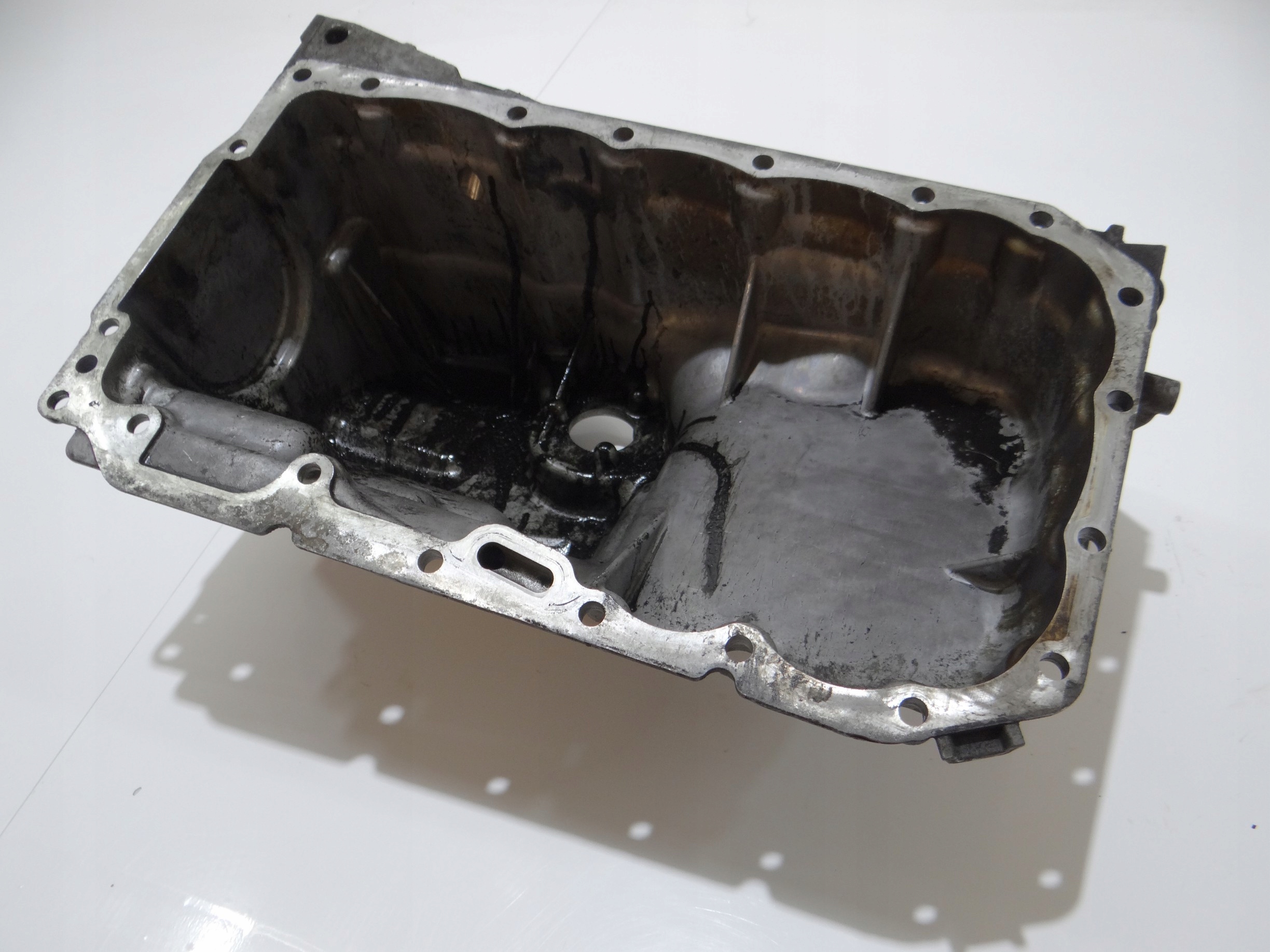 ölwanne BMW E60 E61 N47D20A 2.0D OE 7803071 (20189966)