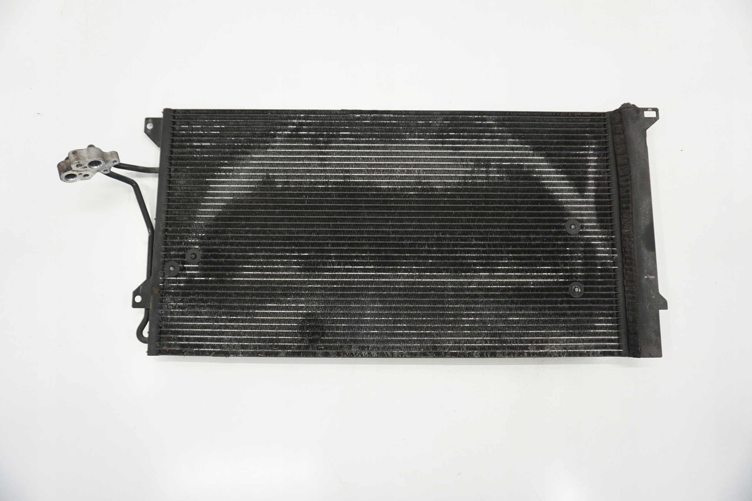 4L0 260 - AUDI Q7 4l радіатор кондиціонера 3.0 TDI