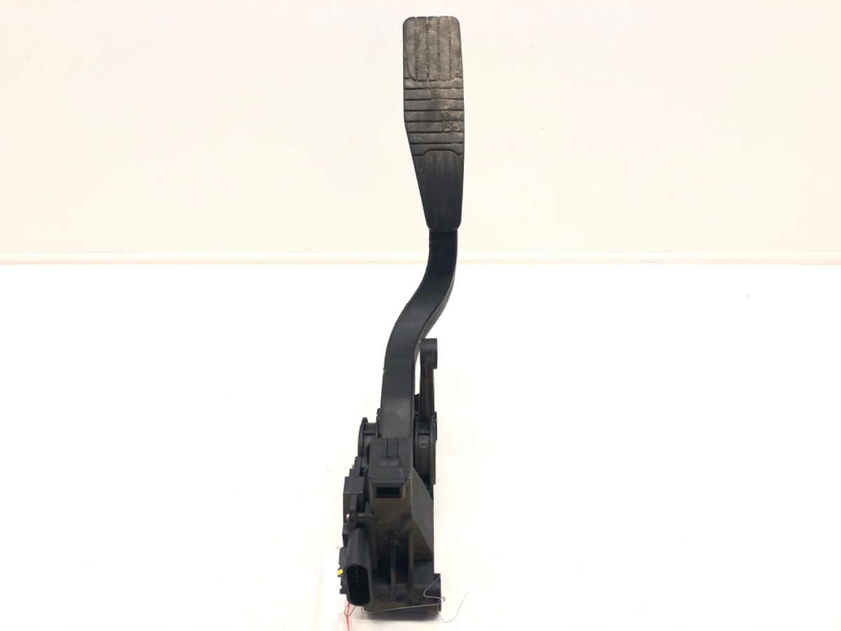 ПОТЕНЦИОМЕТР ГАЗА ШЕВРОЛЕ КАПТИВА 2.0 Д 96625893