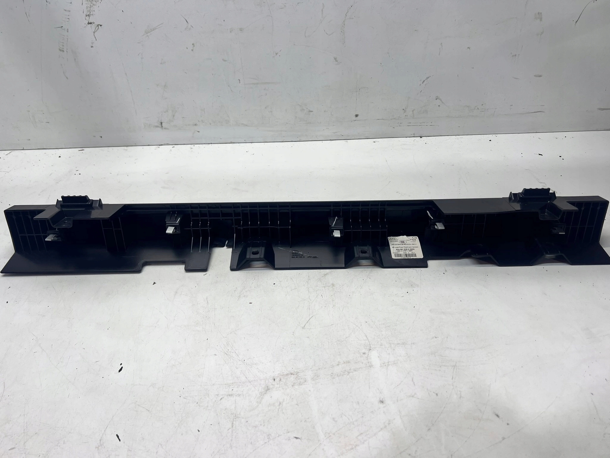 floor moulding boot front AUDI Q5 FY 80A861529H GW8