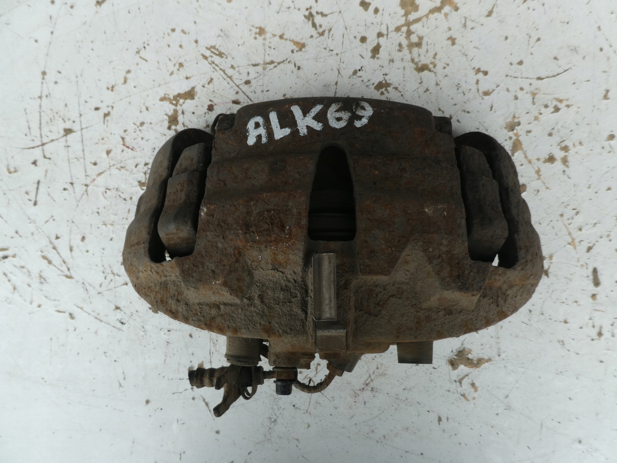 VW T4 caliper brake front 2.5TDI 150KM