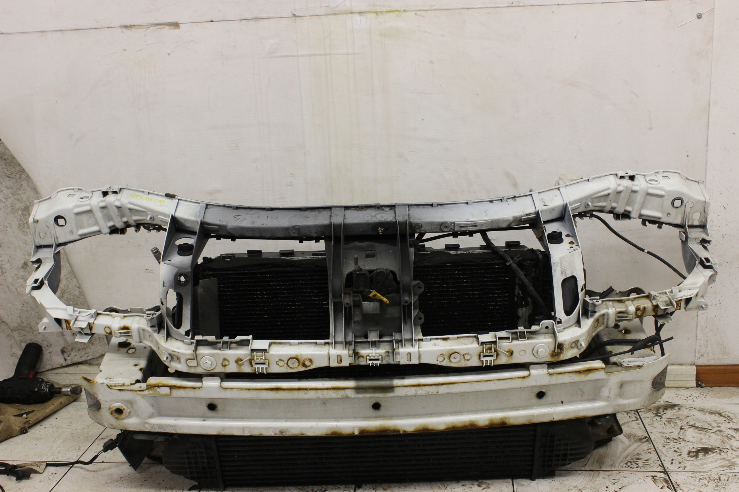 PAS PRZEDNI BELKA CHŁODNICE FORD S-MAX 2006- 2.5 T