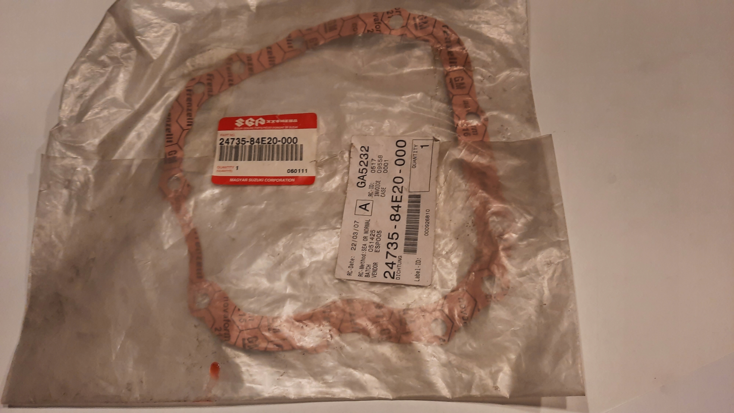 USZCZELKA POKRYWY SKRZYNI BIEGÓW SUZUKI SWIFT OE