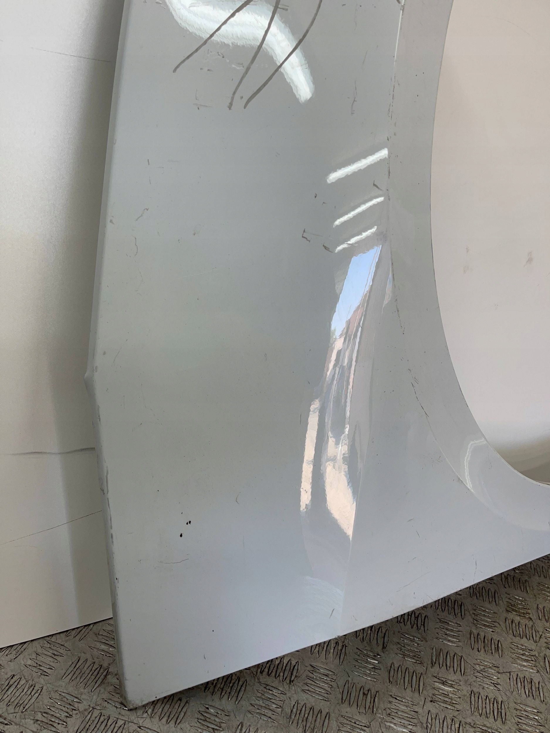 fender front front right Volkswagen ID.3 ID3 10A